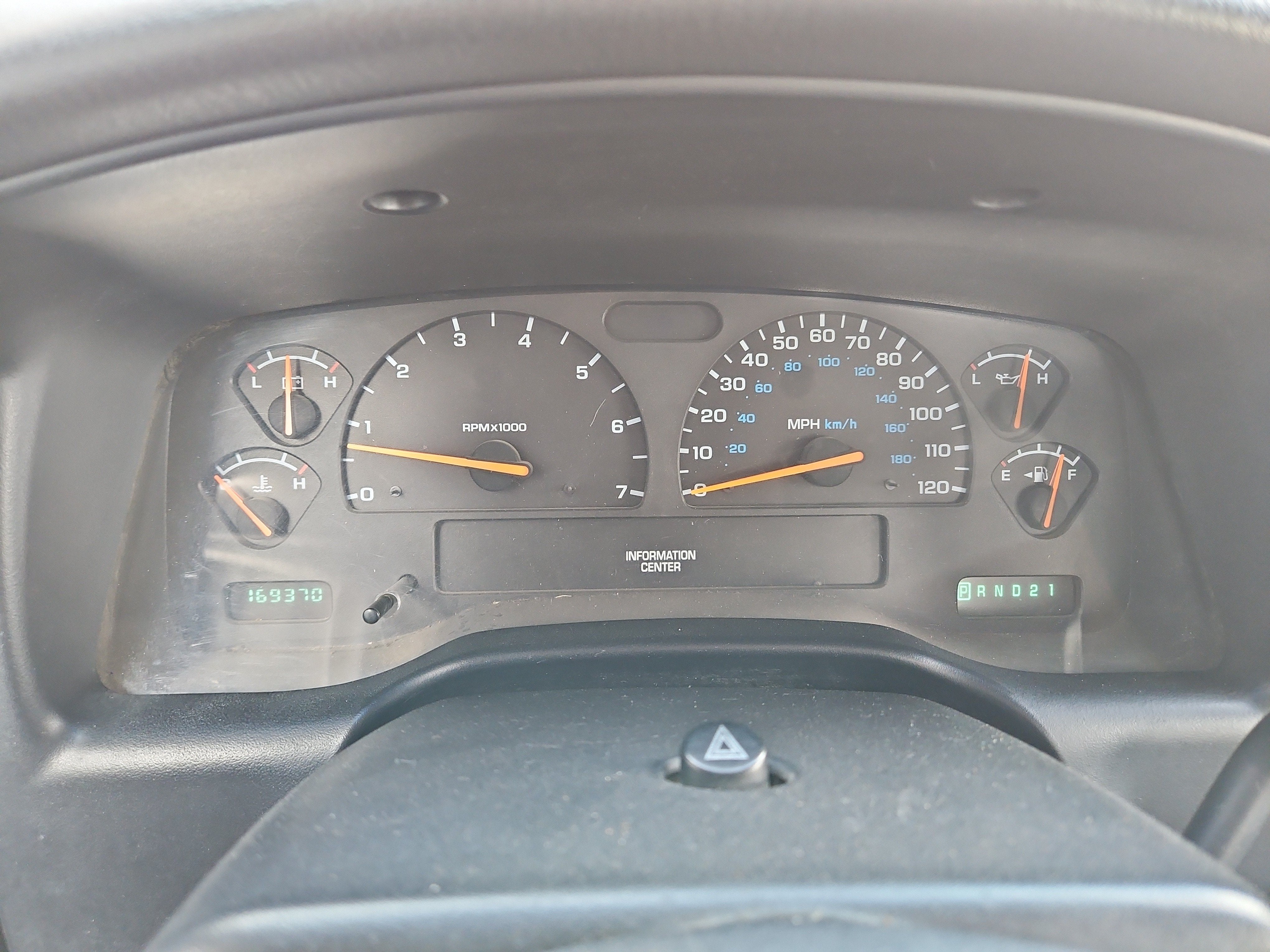 2002 Dodge Dakota Base