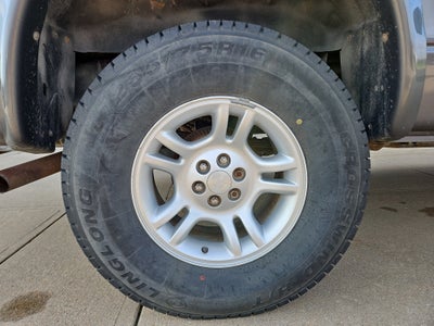 2002 Dodge Dakota Base