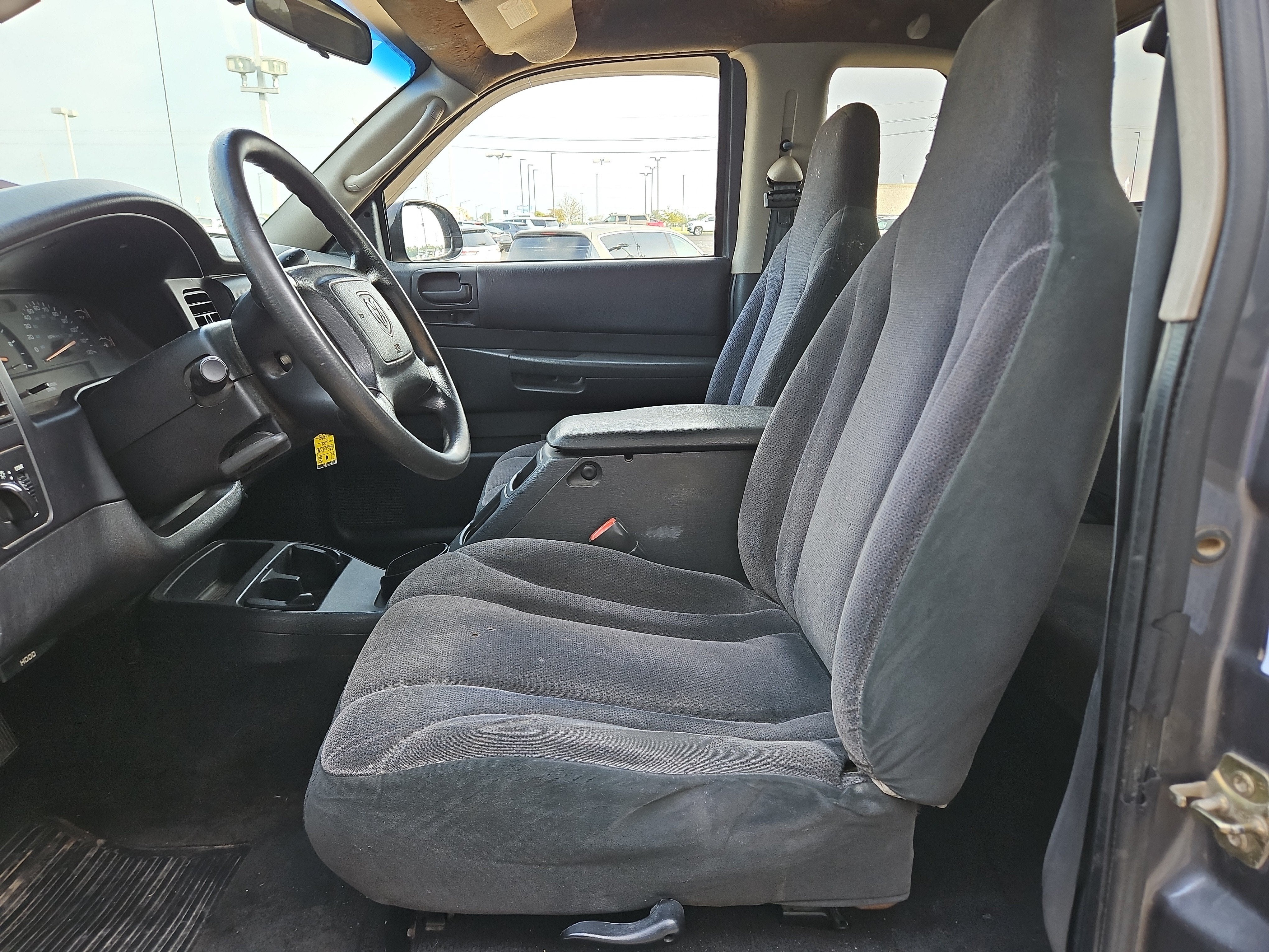 2002 Dodge Dakota Base