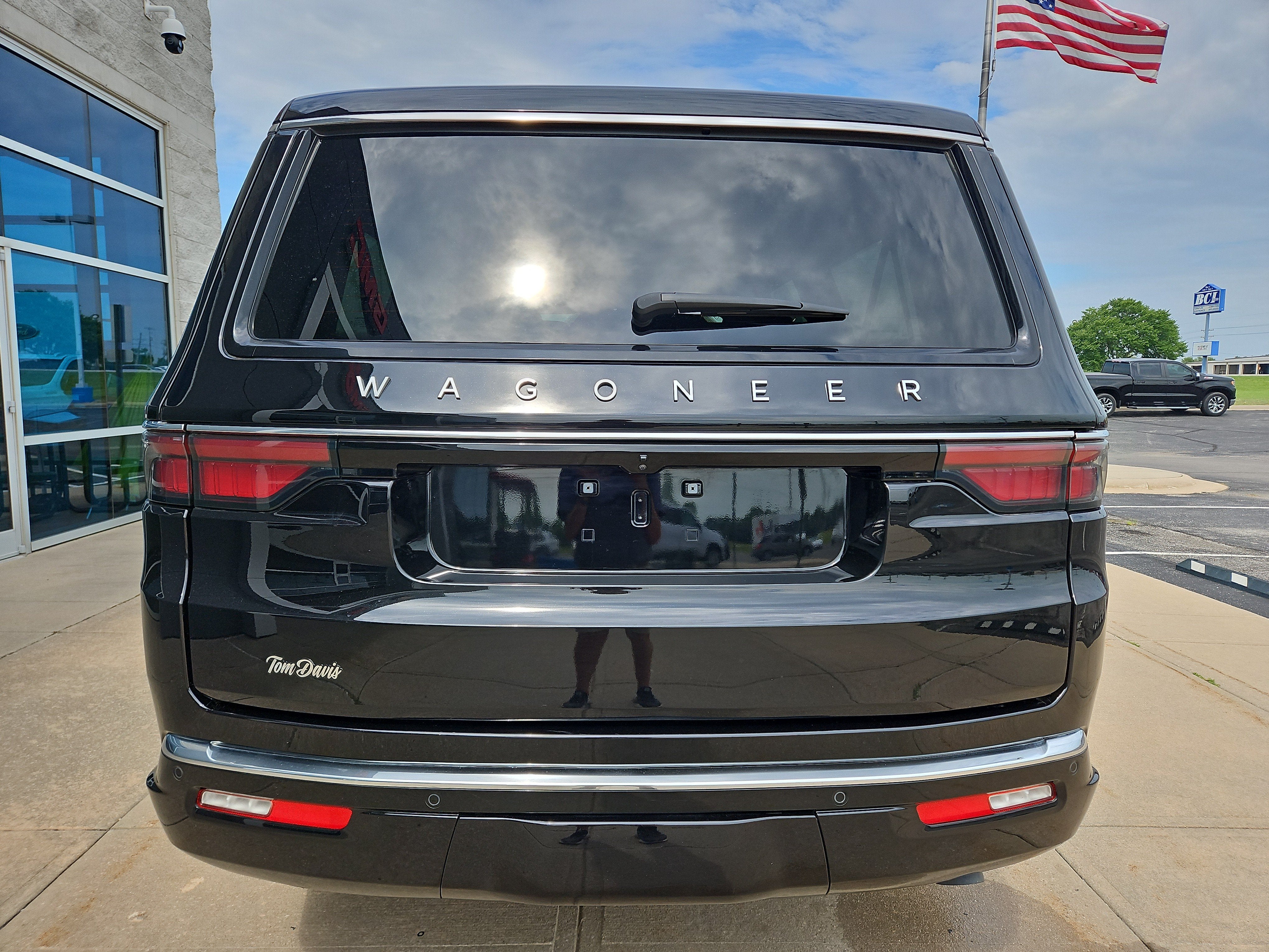2025 Jeep Wagoneer L Base