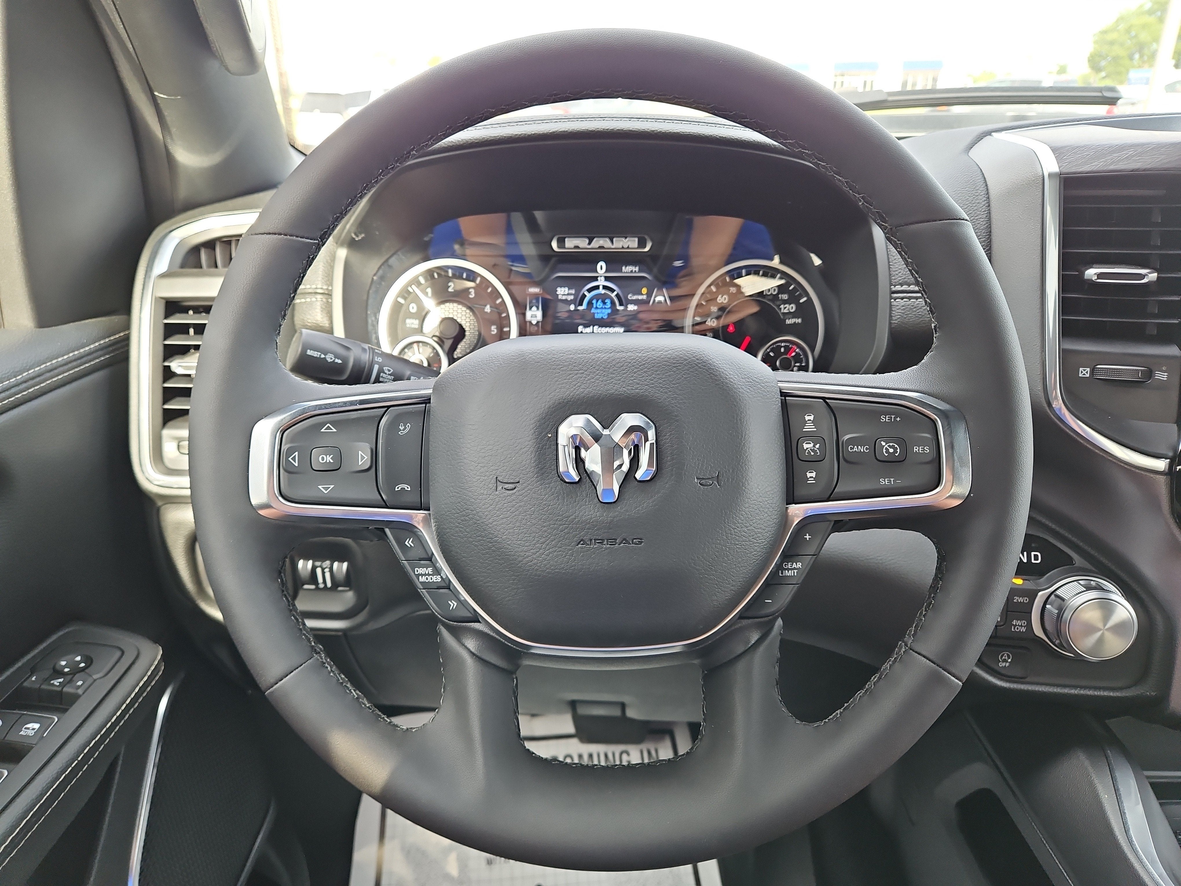 2025 RAM 1500 Laramie