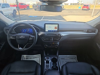 2022 Ford Escape Titanium
