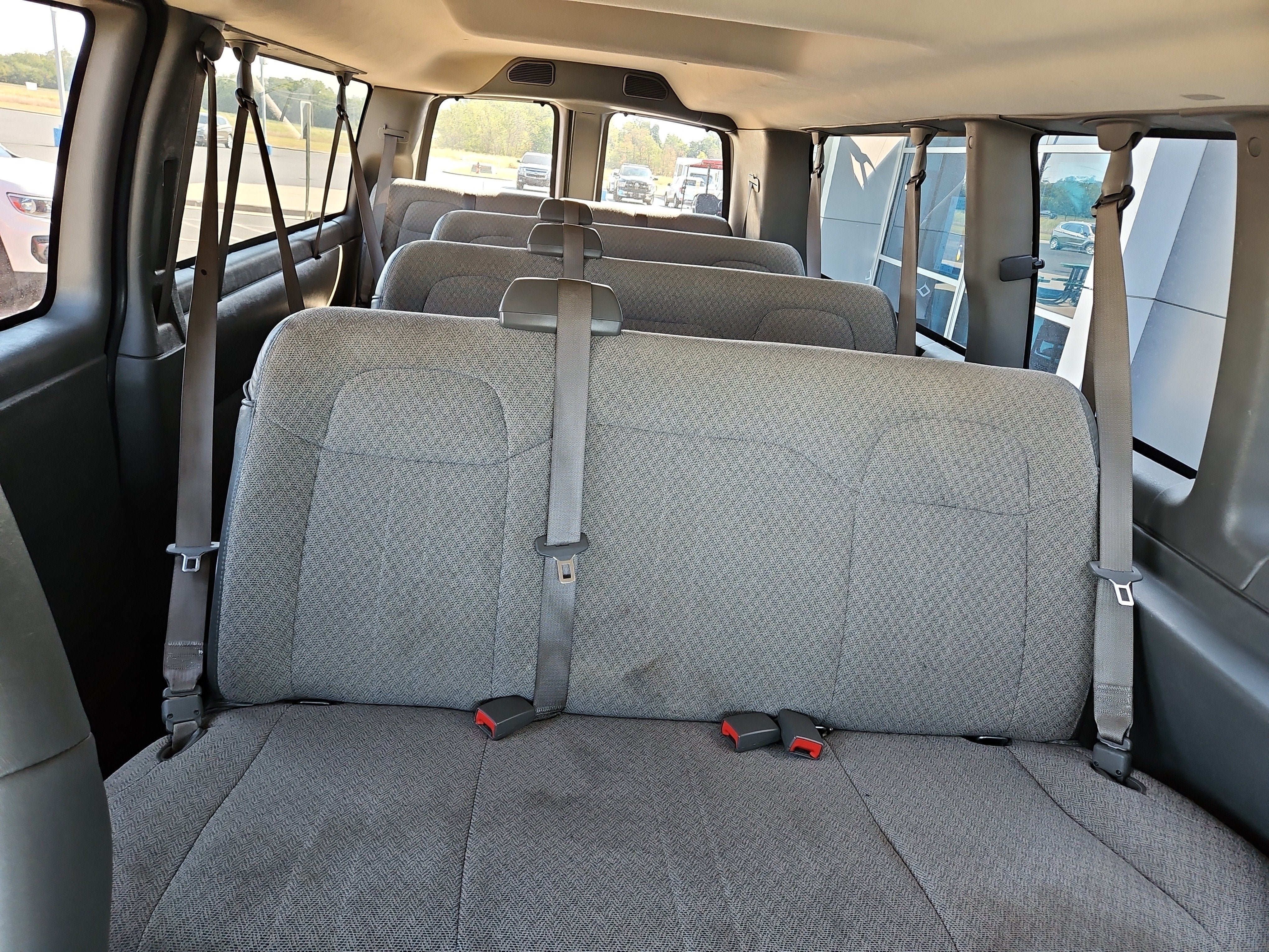 2018 Chevrolet Express Passenger 3500 LT