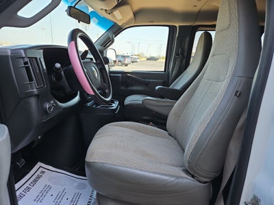2018 Chevrolet Express Passenger 3500 LT