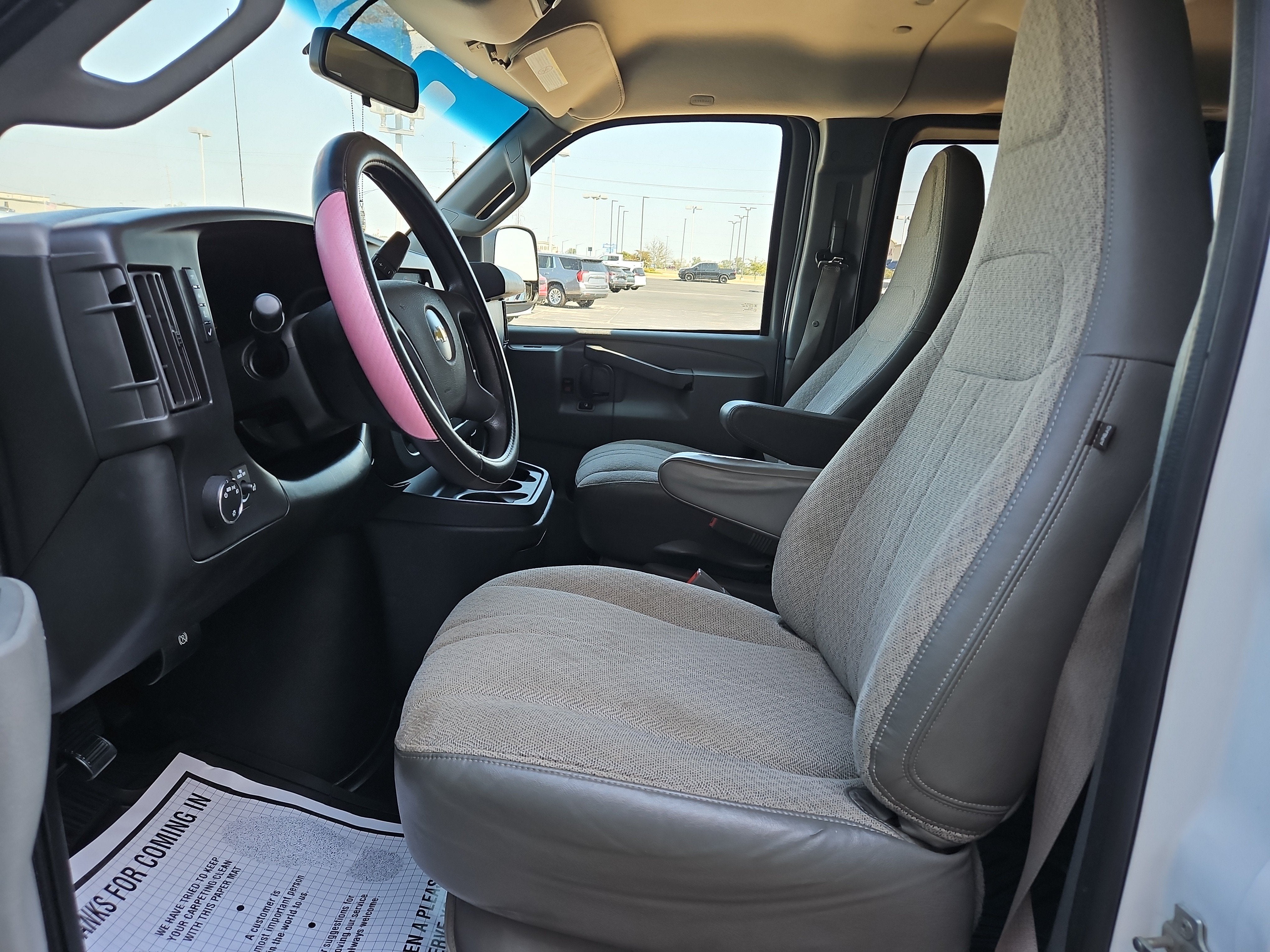 2018 Chevrolet Express Passenger 3500 LT