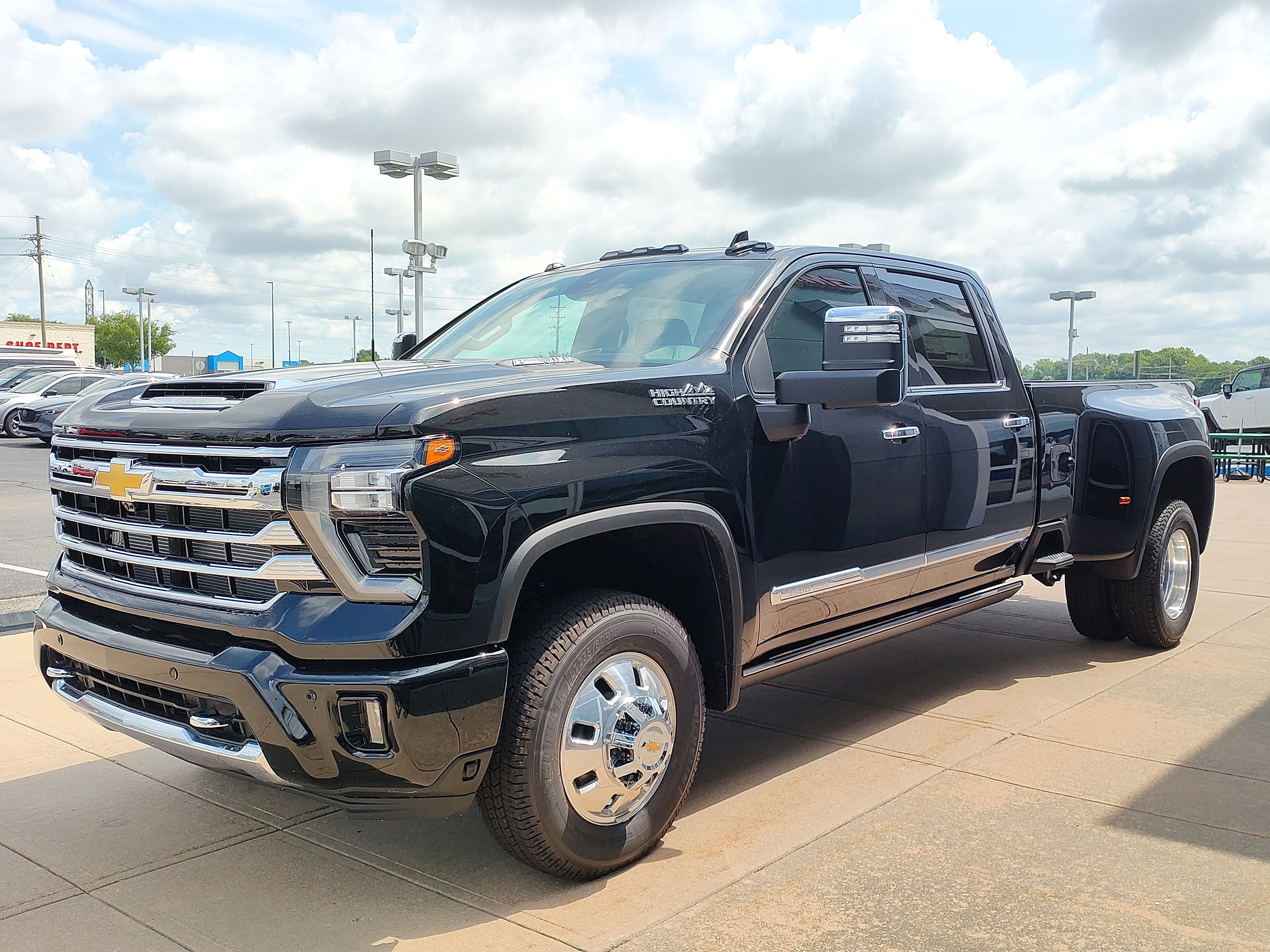 2025 Chevrolet Silverado 3500 HD High Country