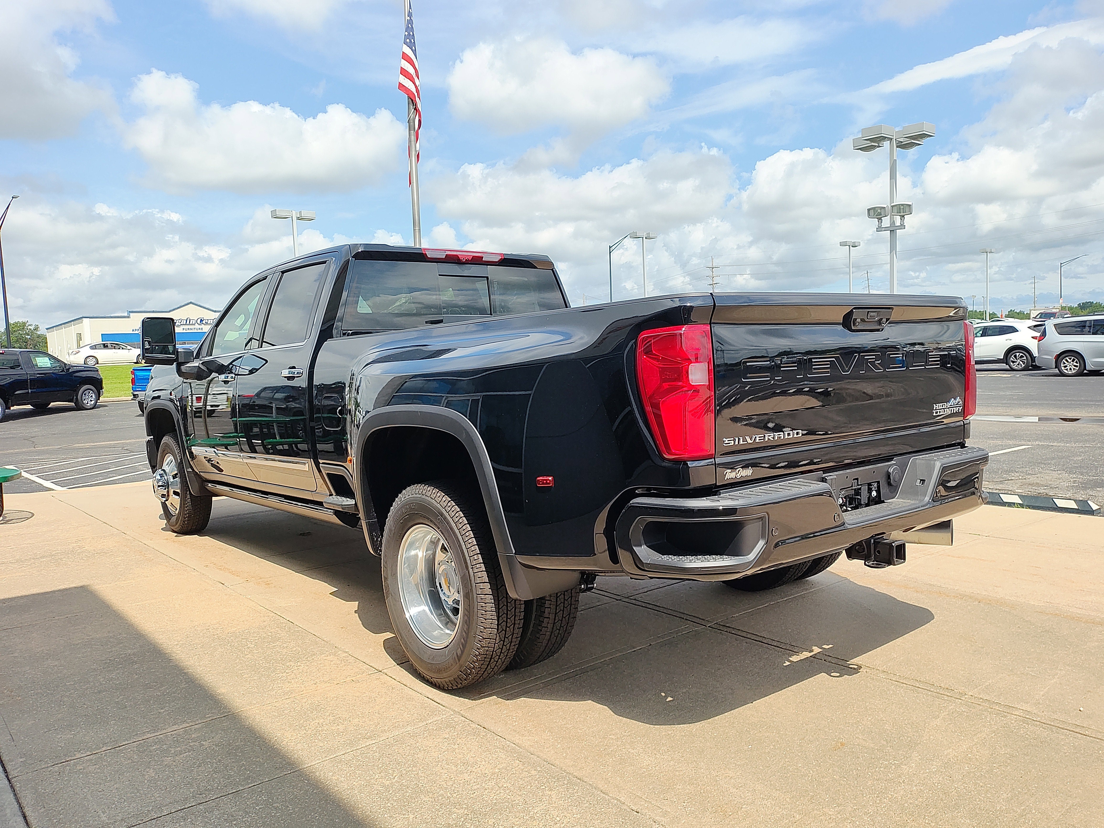 2025 Chevrolet Silverado 3500 HD High Country