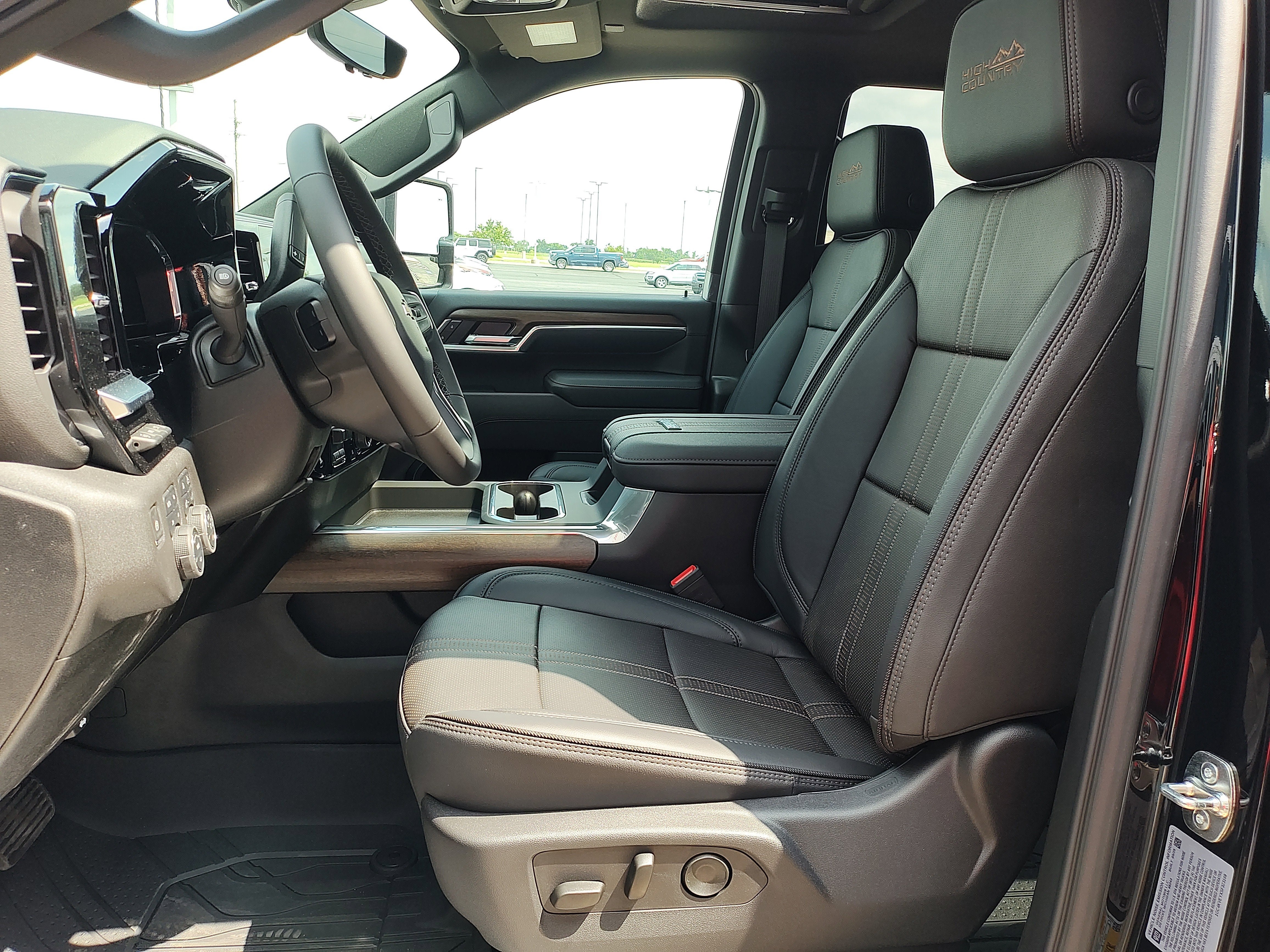 2025 Chevrolet Silverado 3500 HD High Country