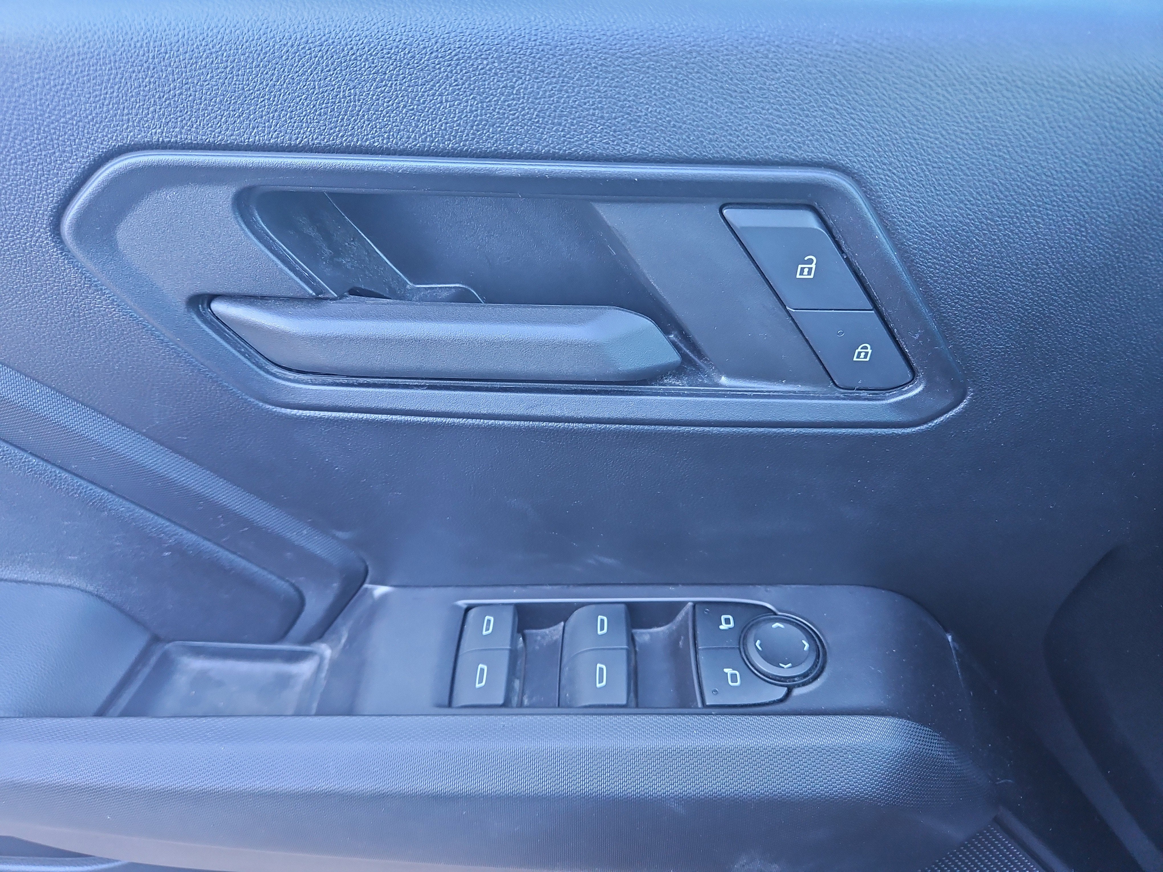 2024 Chevrolet Colorado WT