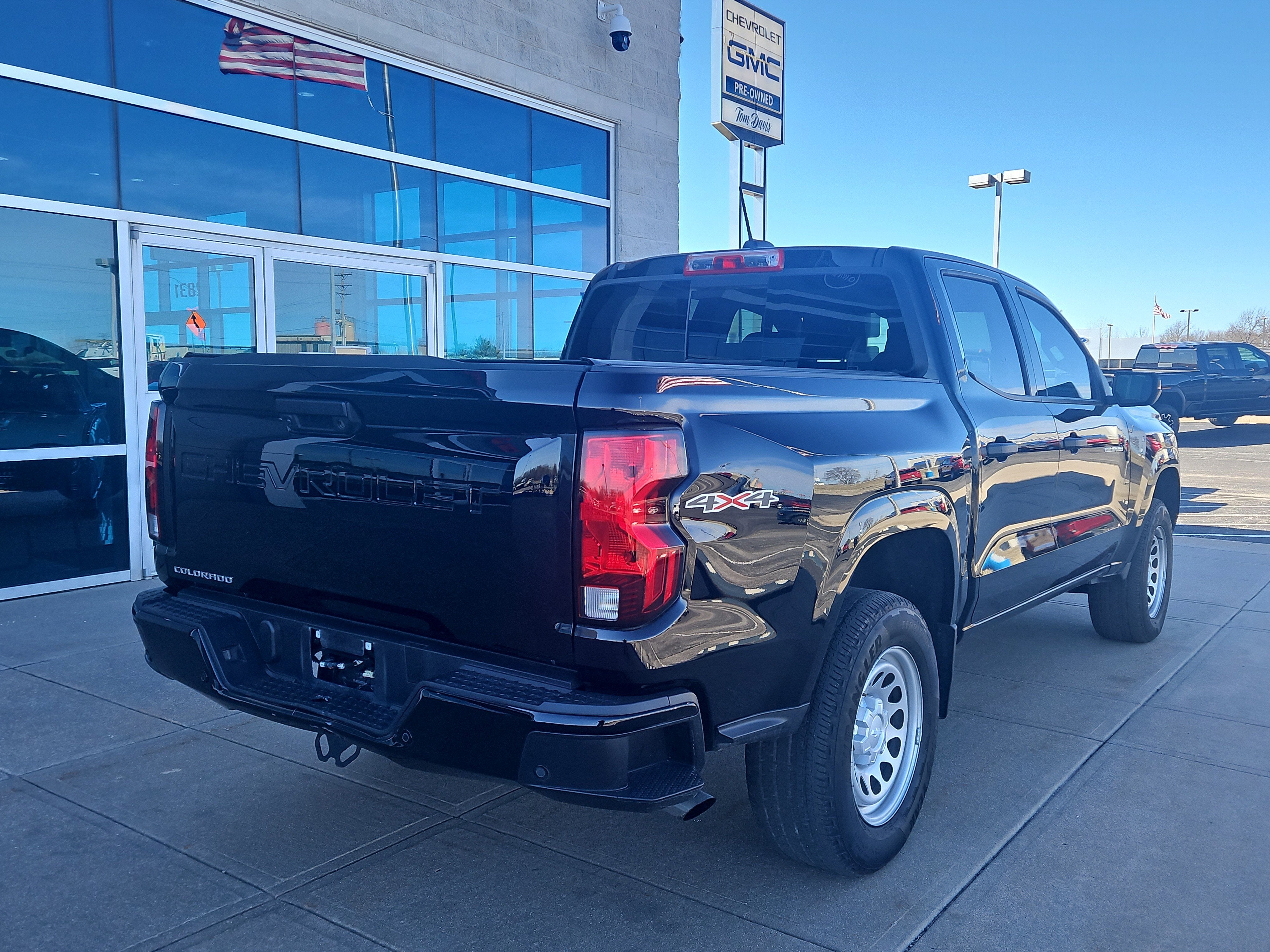 2024 Chevrolet Colorado WT