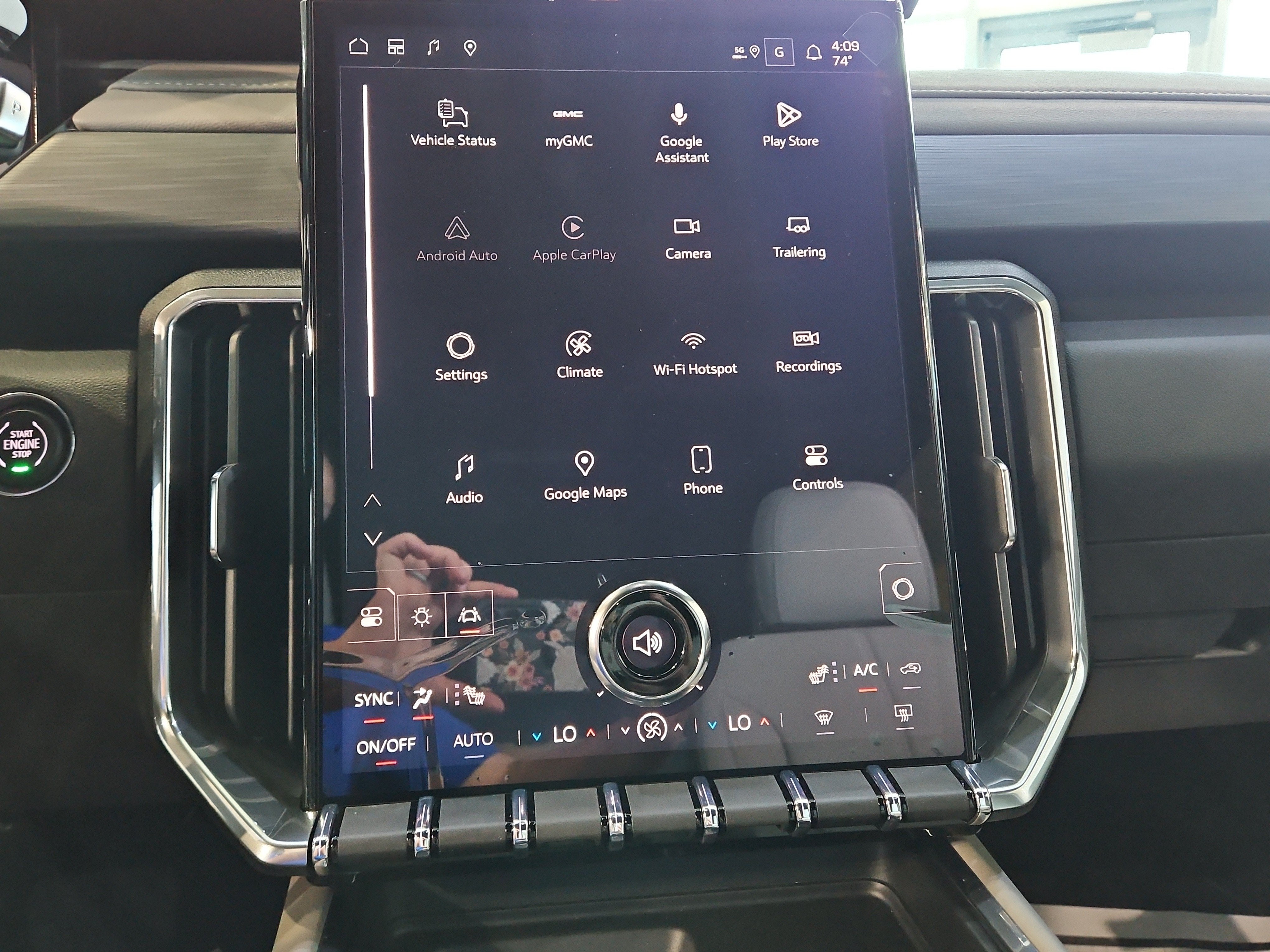 2027 GMC Acadia Elevation