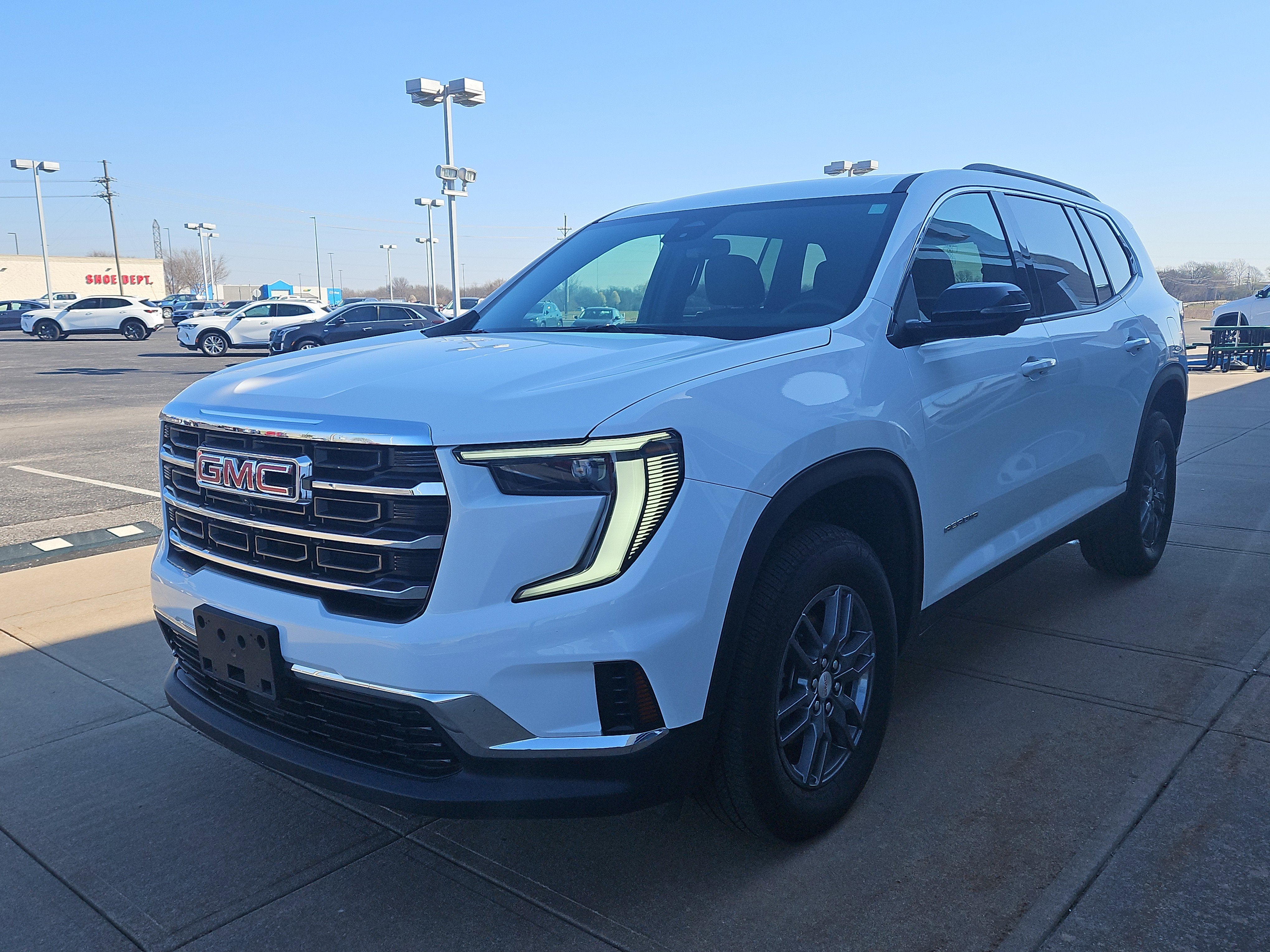 2025 GMC Acadia Elevation