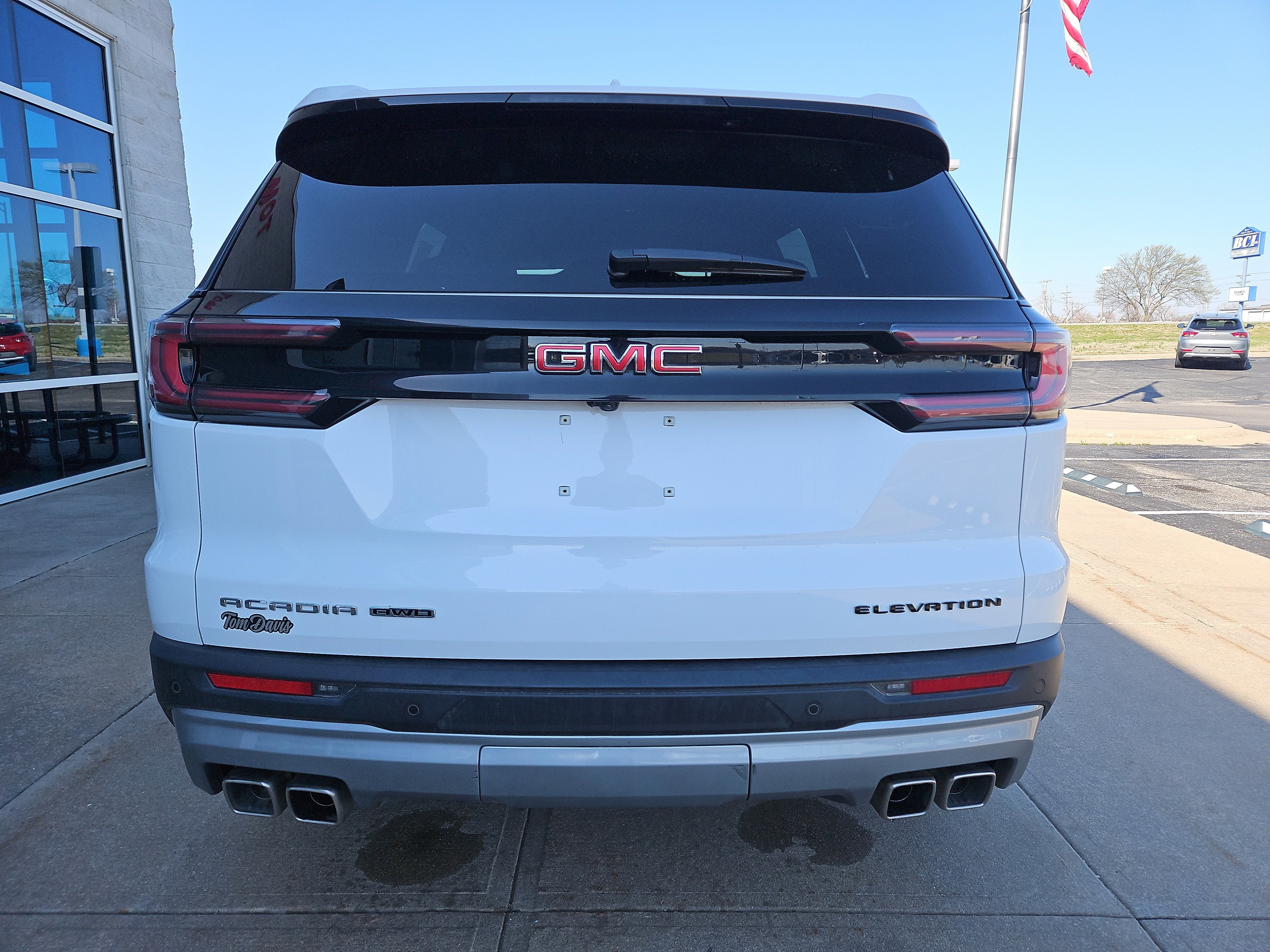 2025 GMC Acadia Elevation