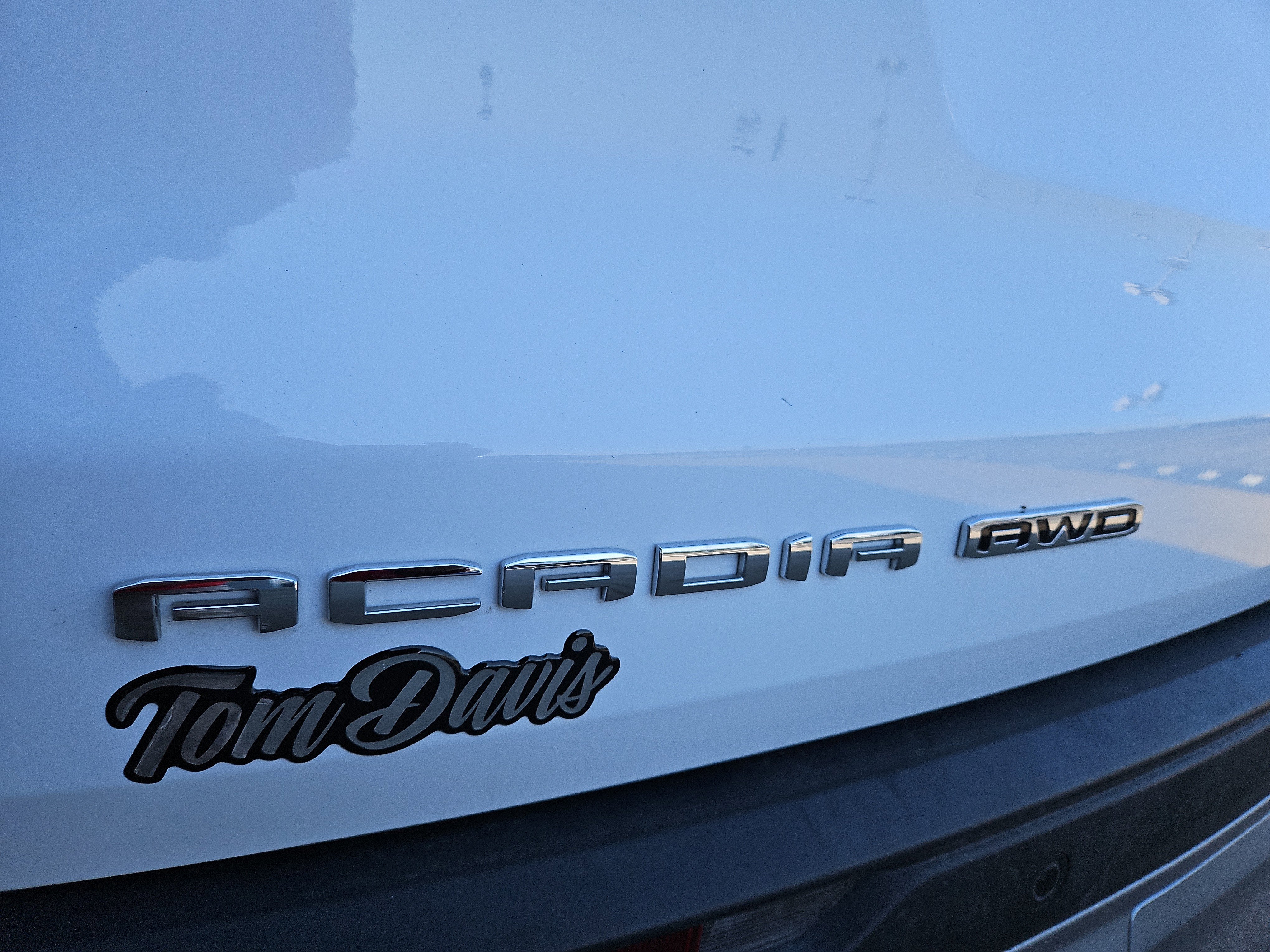 2025 GMC Acadia Elevation