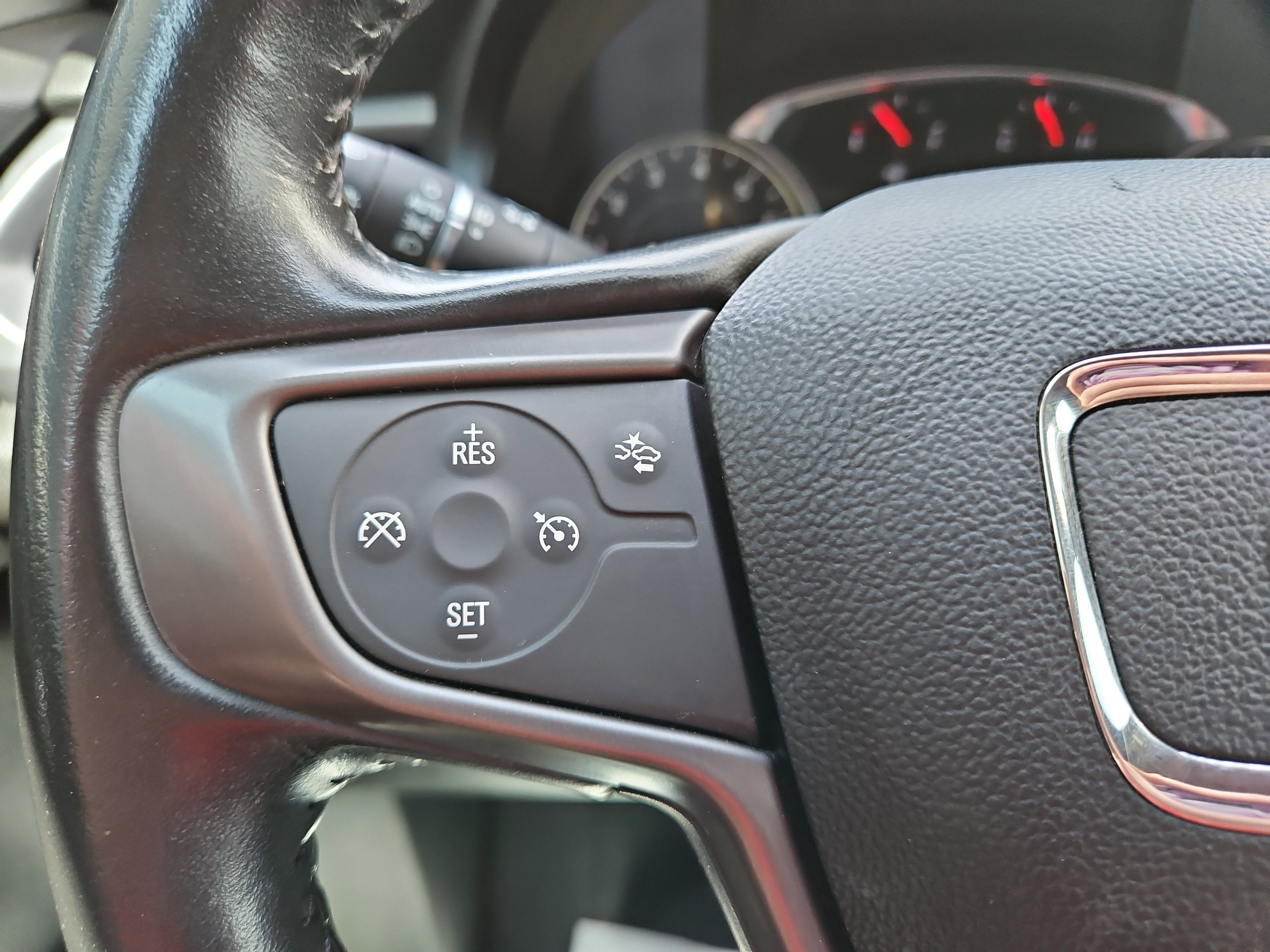 2020 GMC Acadia AT4
