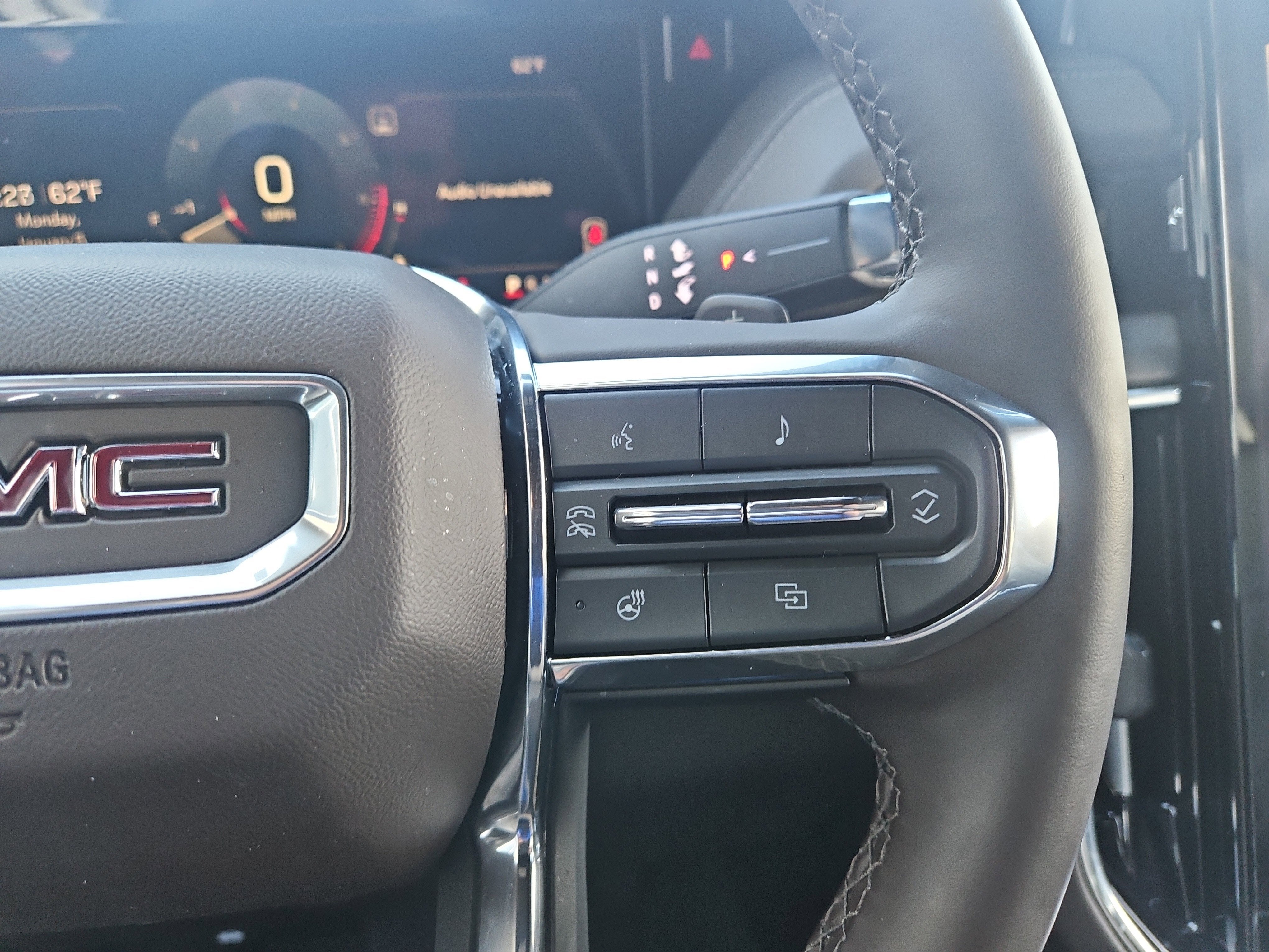 2025 GMC Yukon Elevation