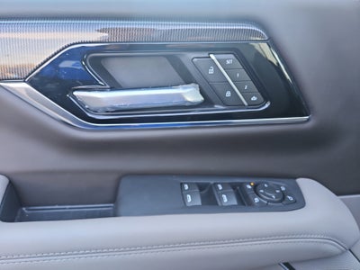 2025 GMC Yukon Elevation