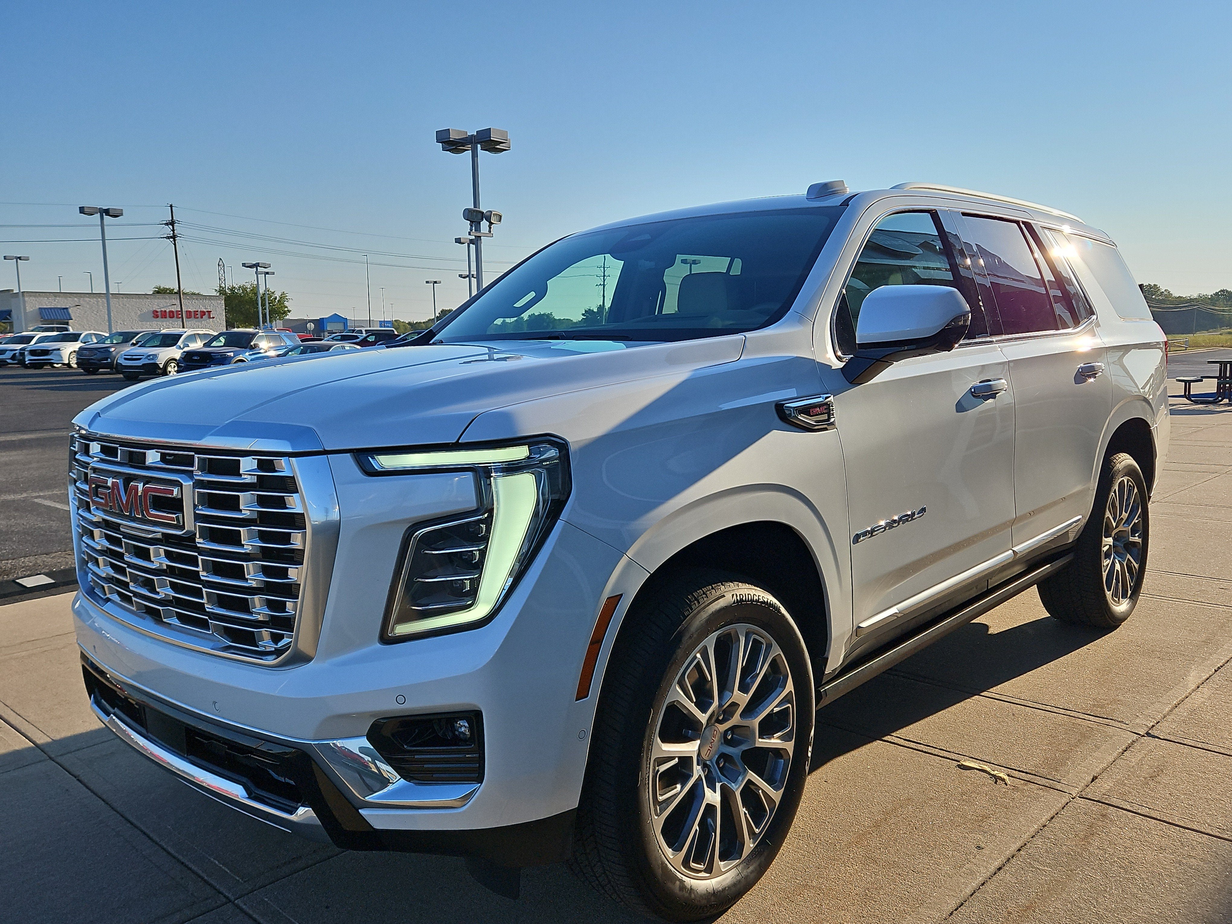 2025 GMC Yukon Denali