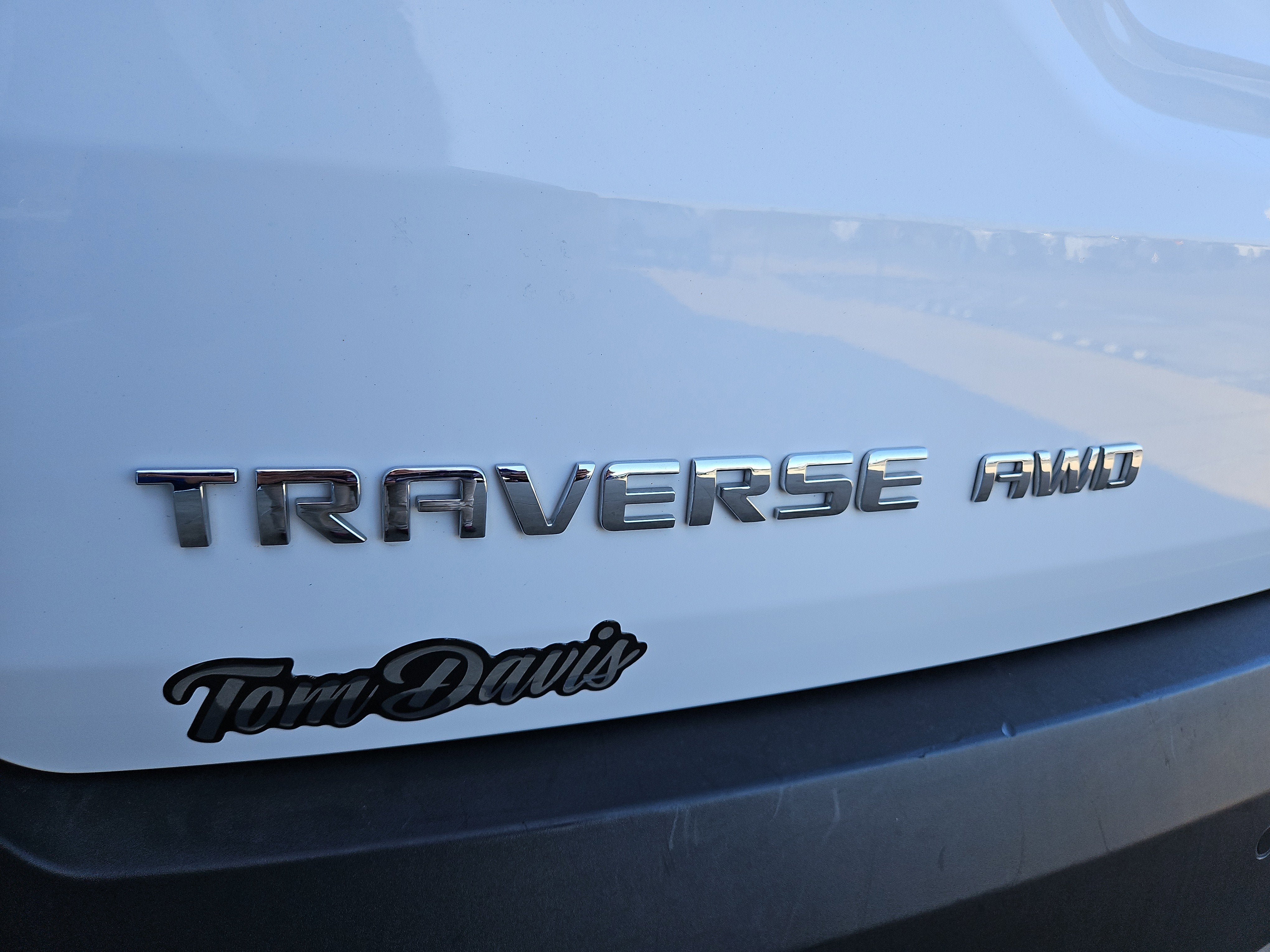 2023 Chevrolet Traverse LT Cloth