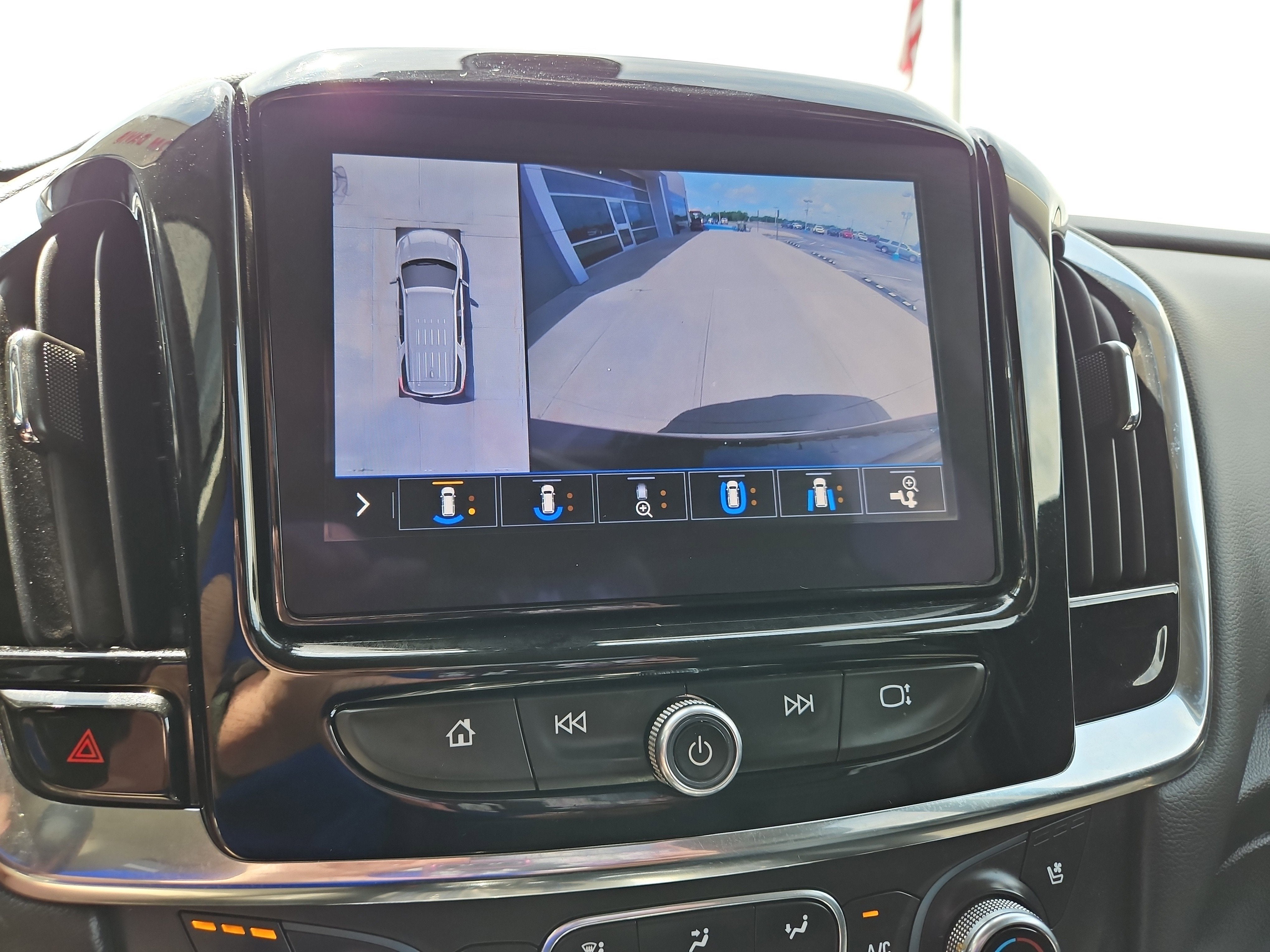 2021 Chevrolet Traverse Premier
