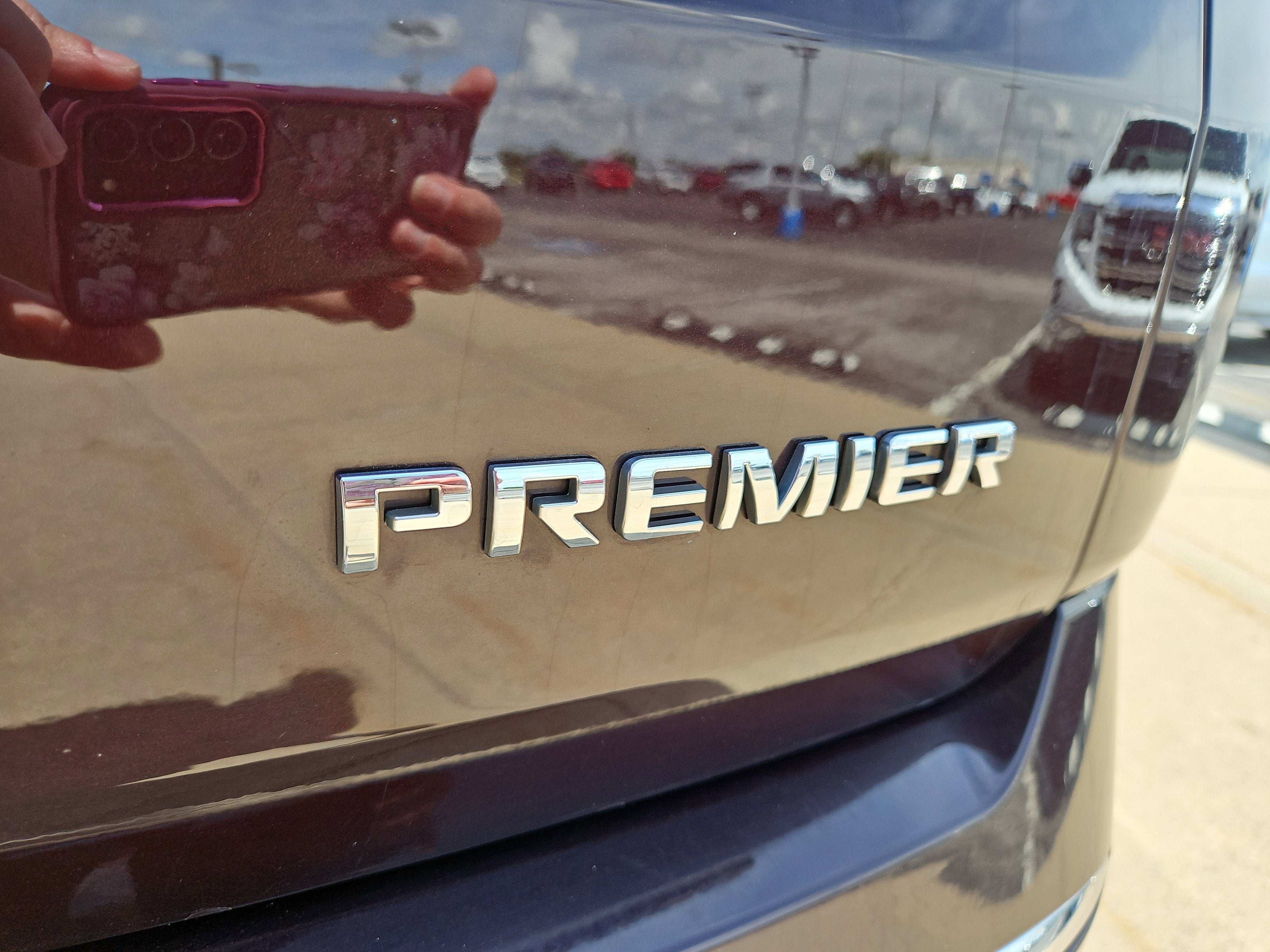 2021 Chevrolet Traverse Premier
