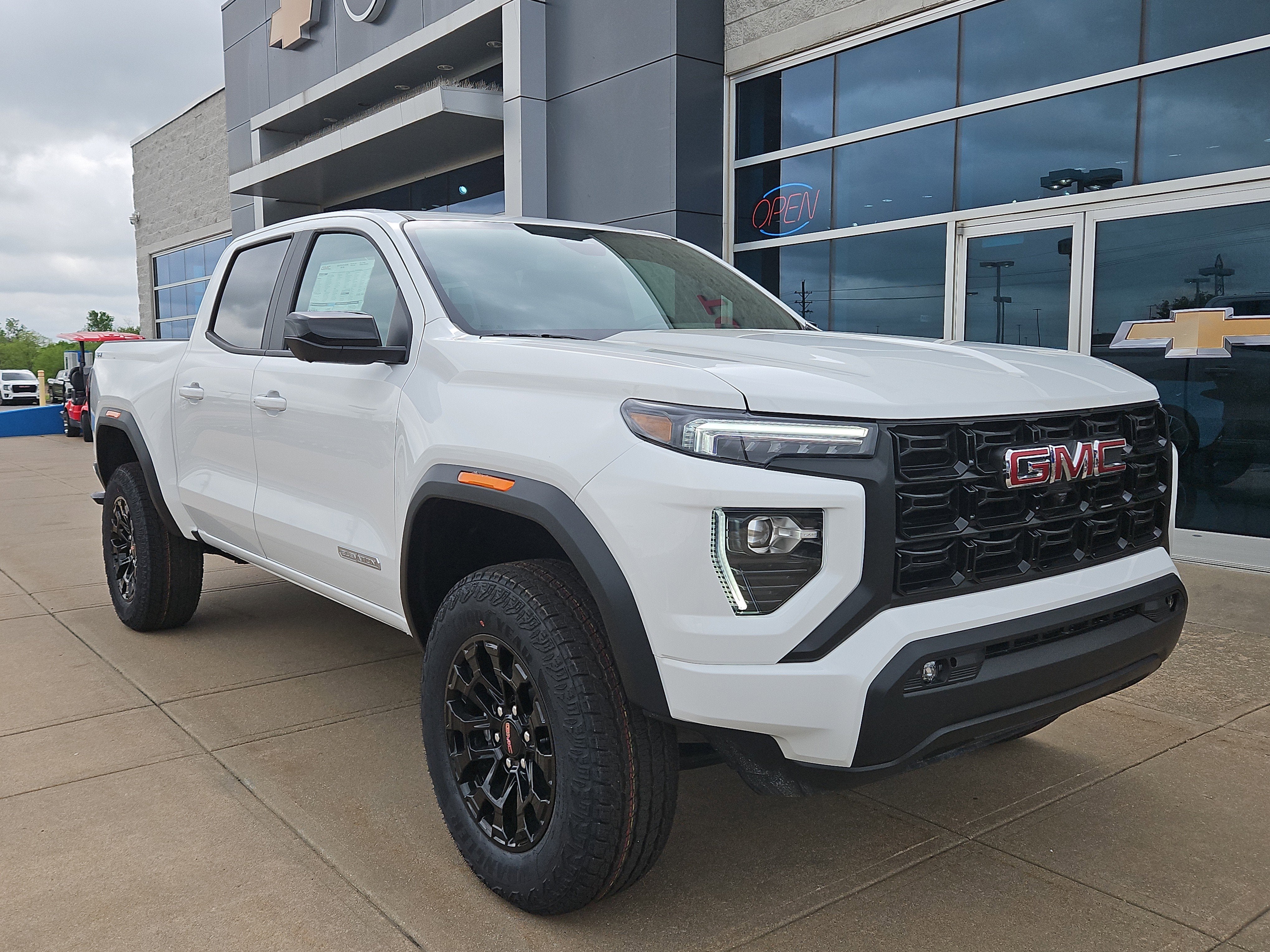 2026 GMC Canyon Elevation