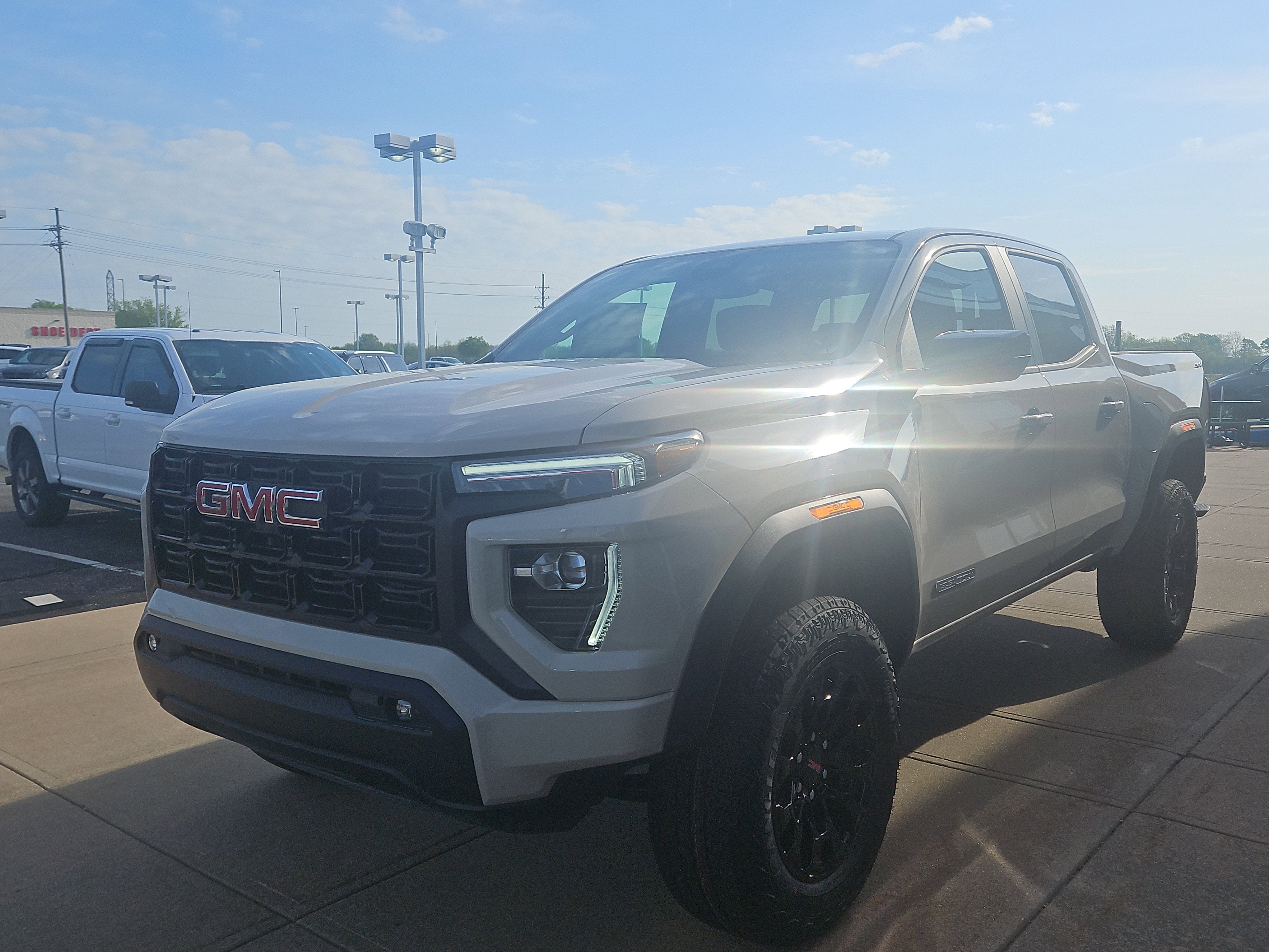 2026 GMC Canyon Elevation