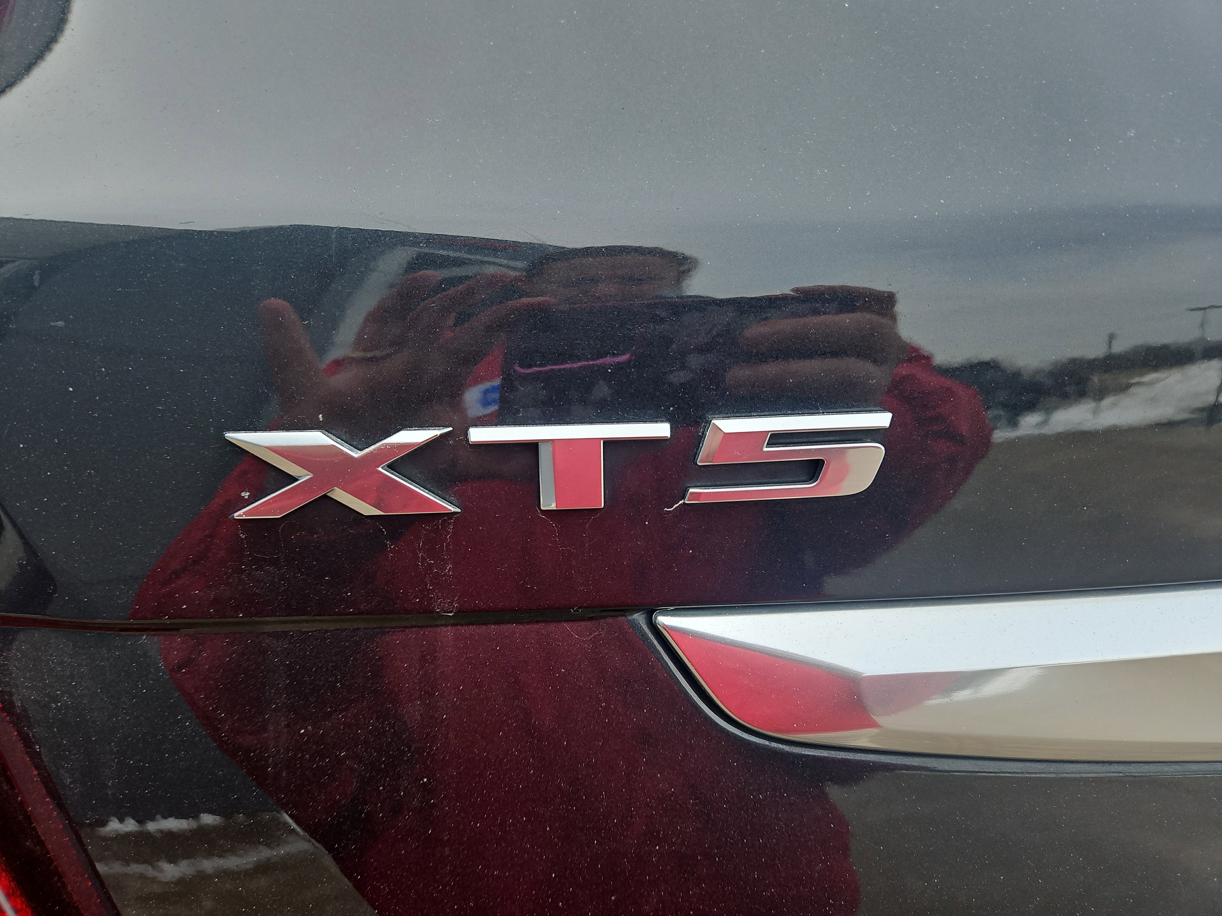 2020 Cadillac XT5 Premium Luxury