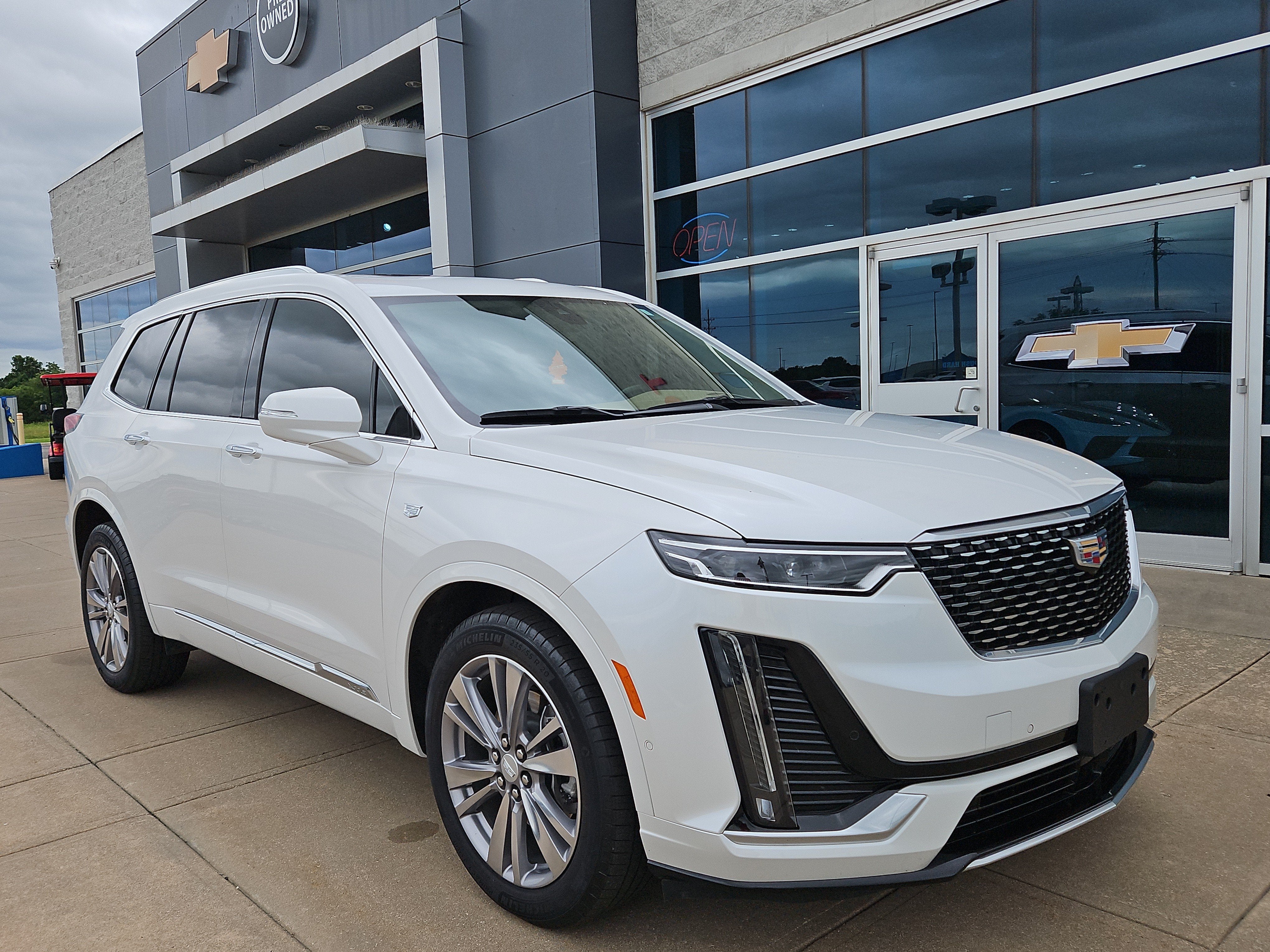 2023 Cadillac XT6 Premium Luxury