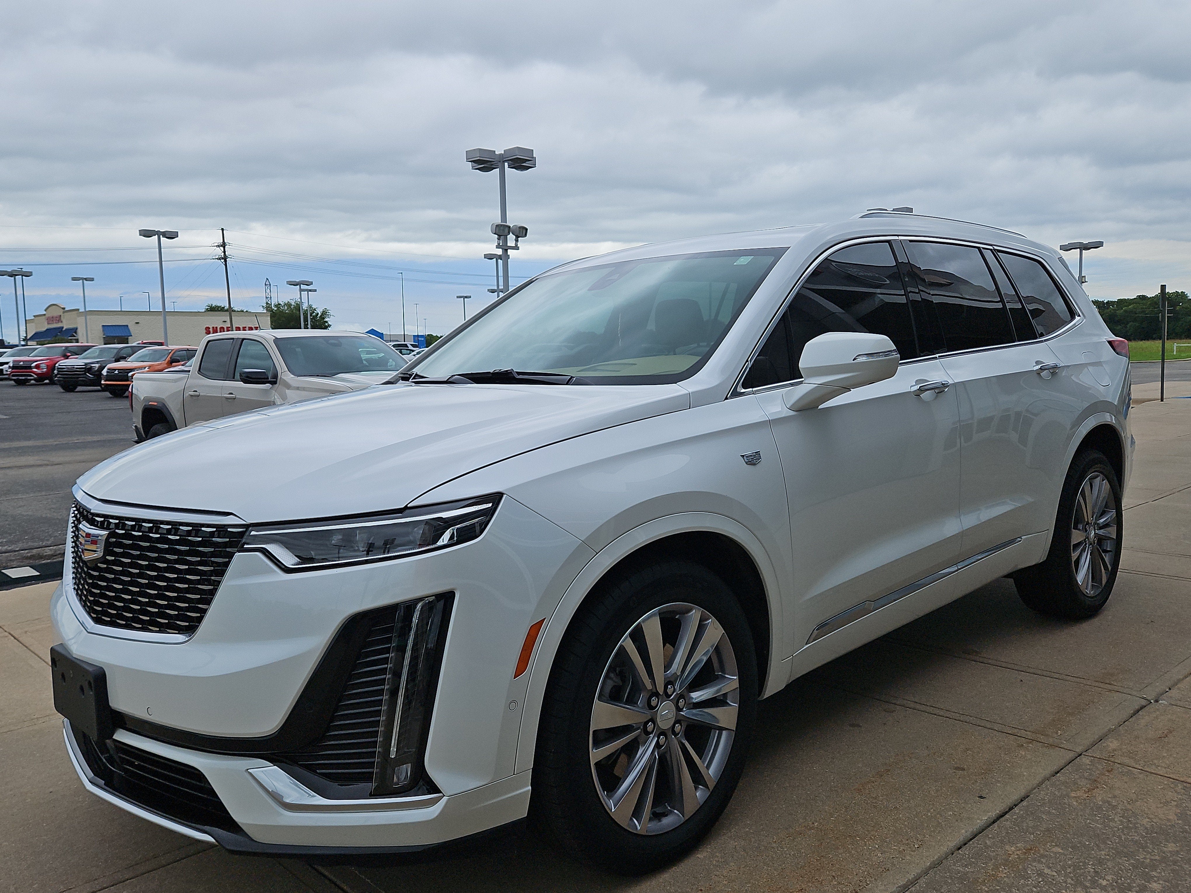 2023 Cadillac XT6 Premium Luxury
