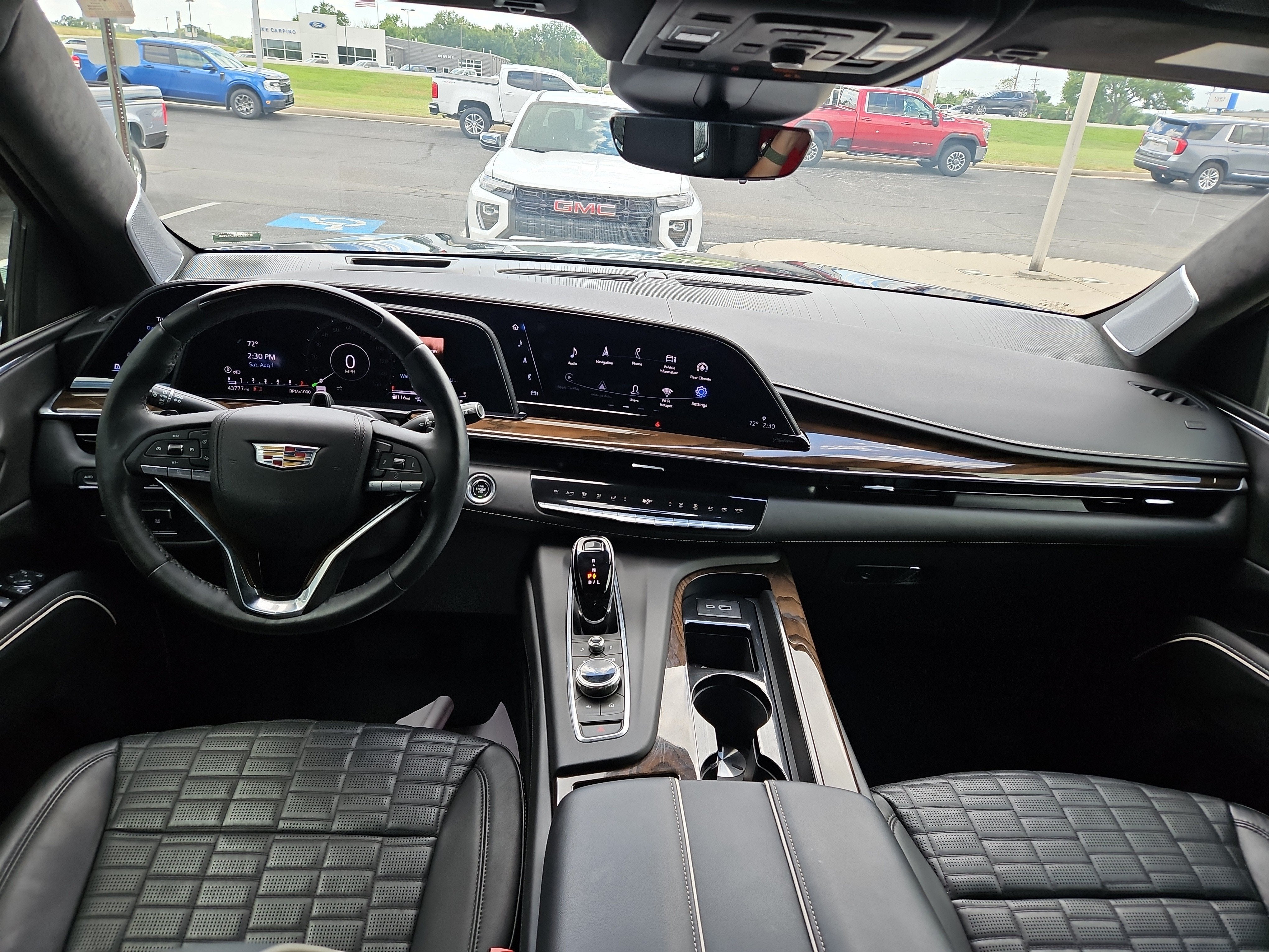 2024 Cadillac Escalade Sport Platinum