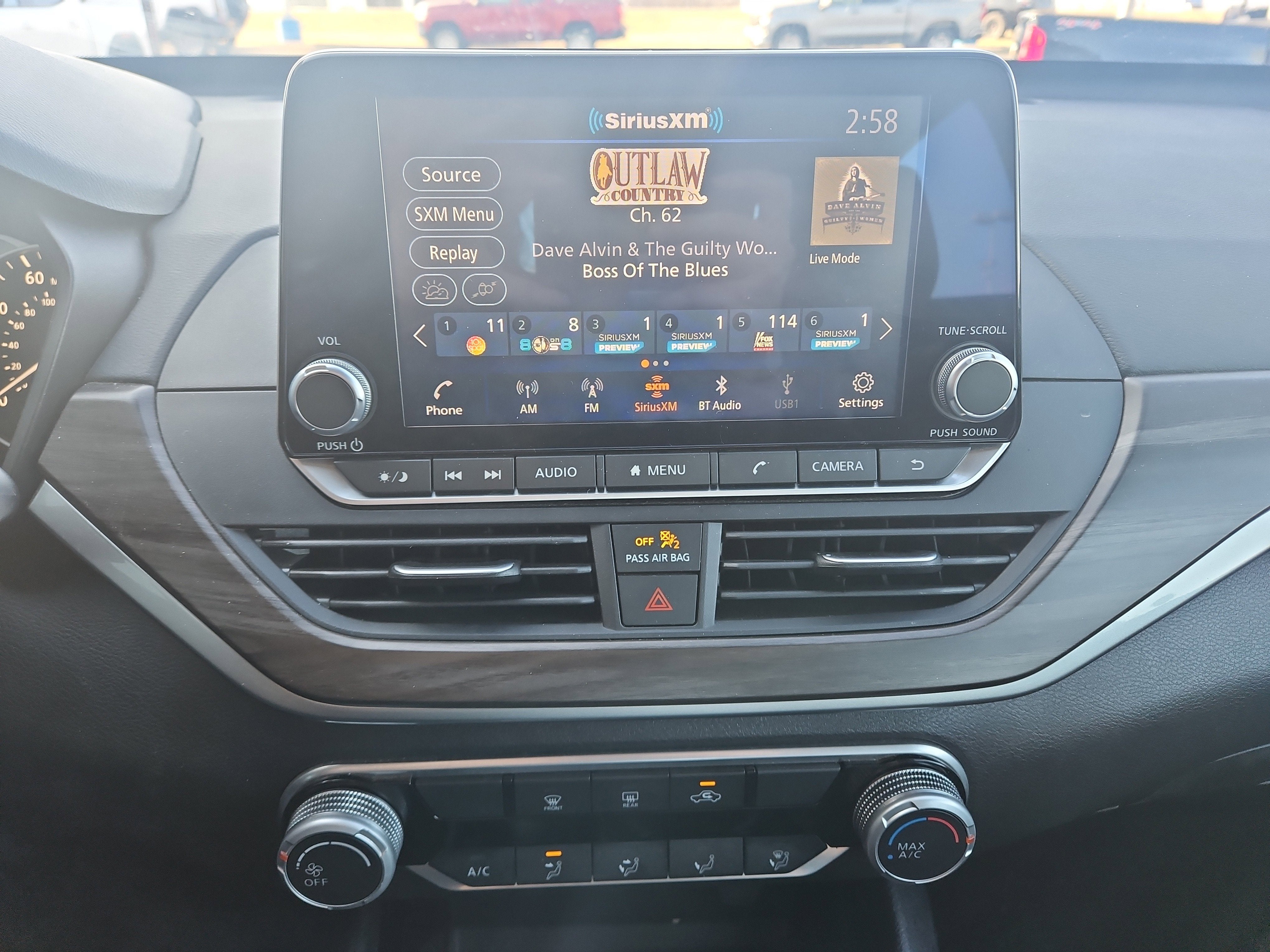 2024 Nissan Altima 2.5 SV