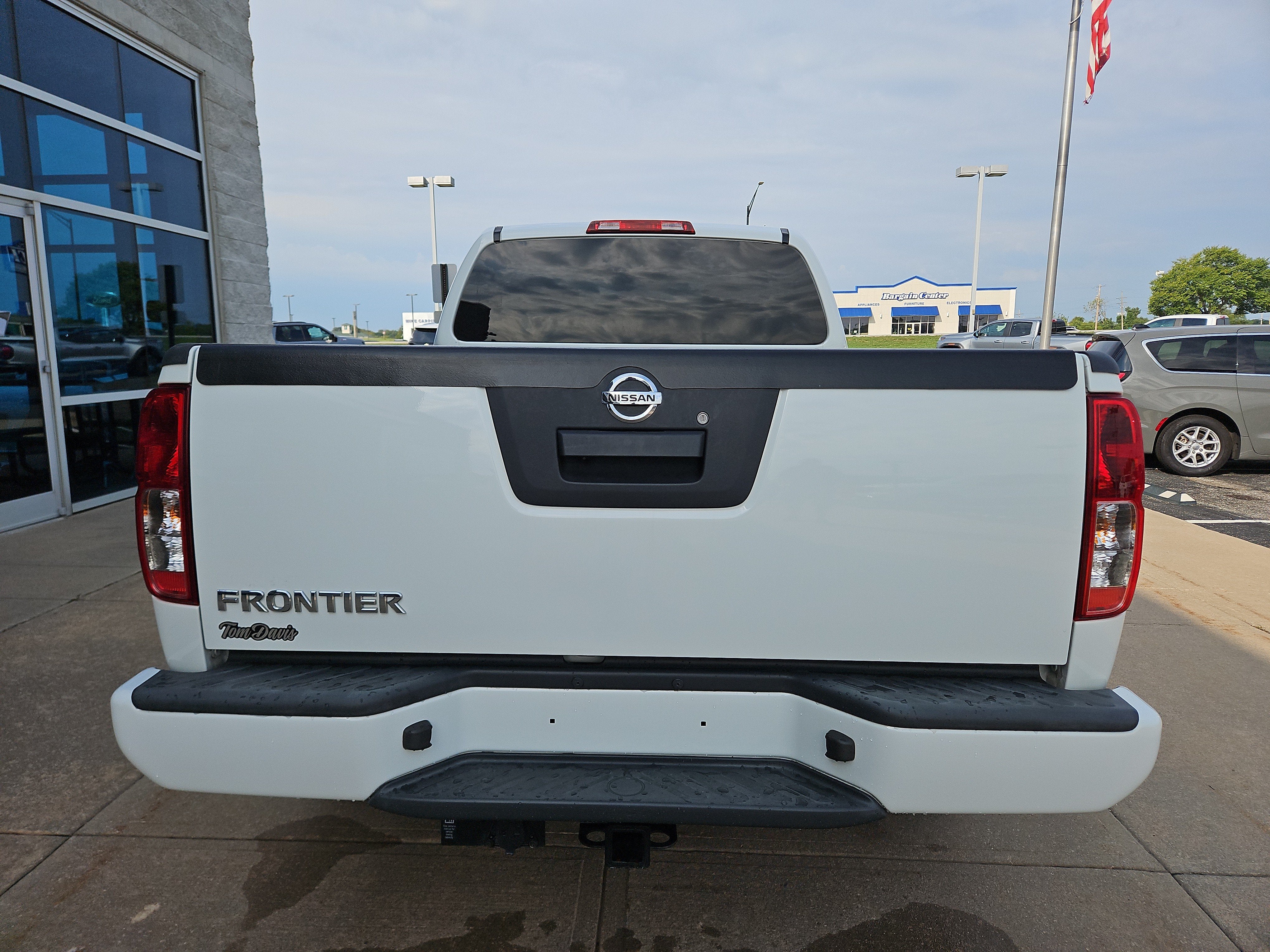 2021 Nissan Frontier S
