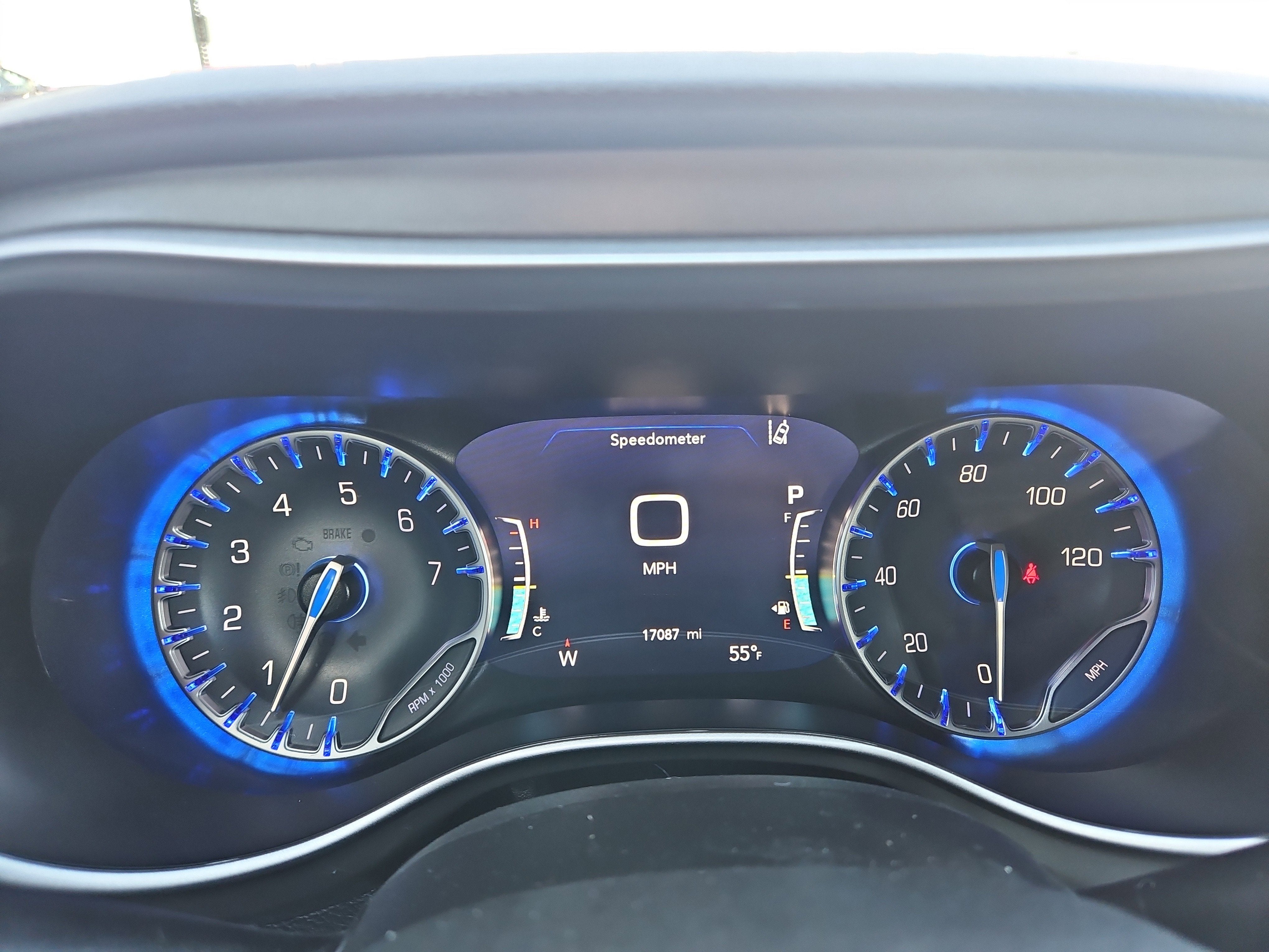 2025 Chrysler Pacifica Select