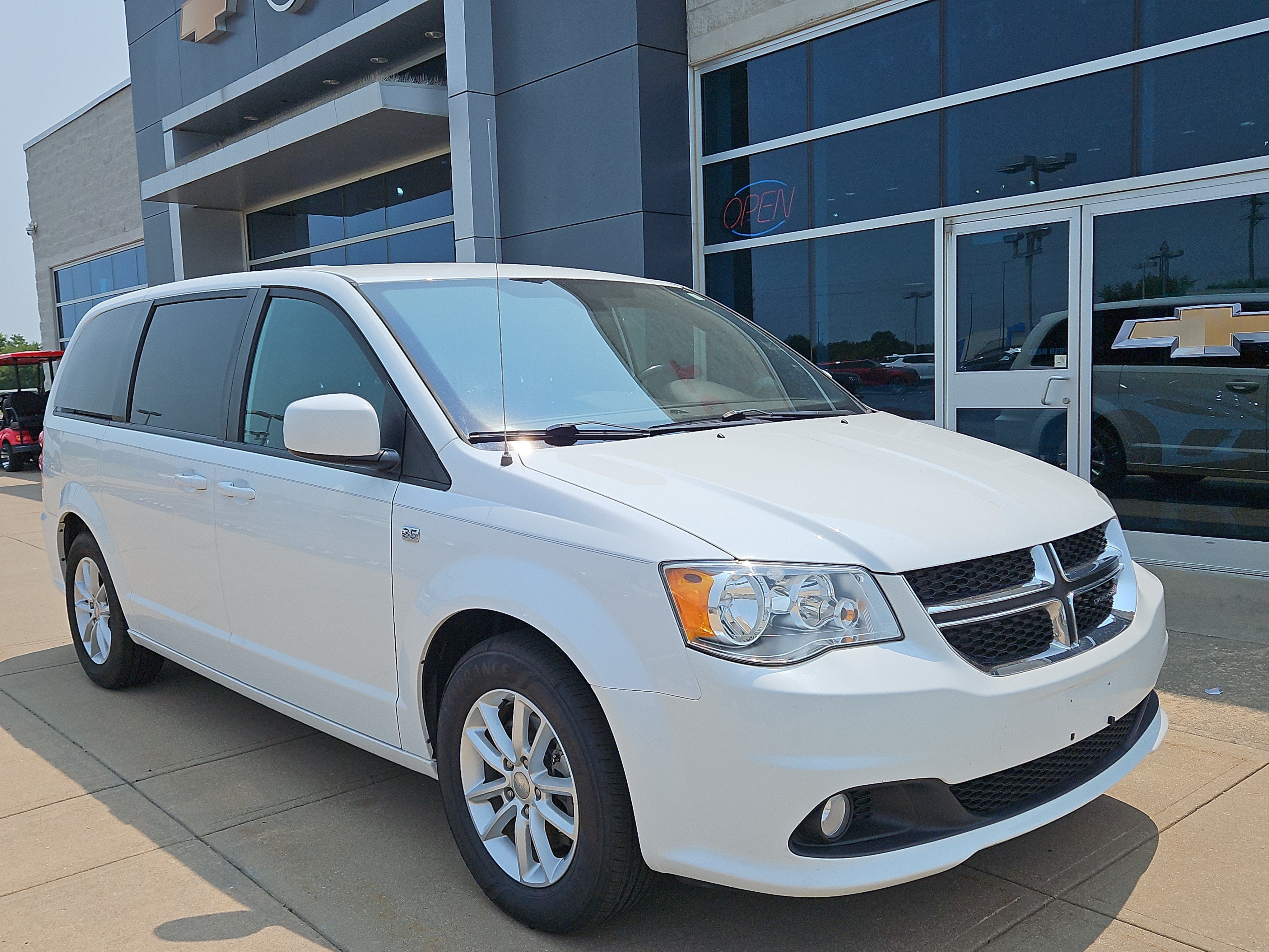 2019 Dodge Grand Caravan SE 35th Anniversary Edition