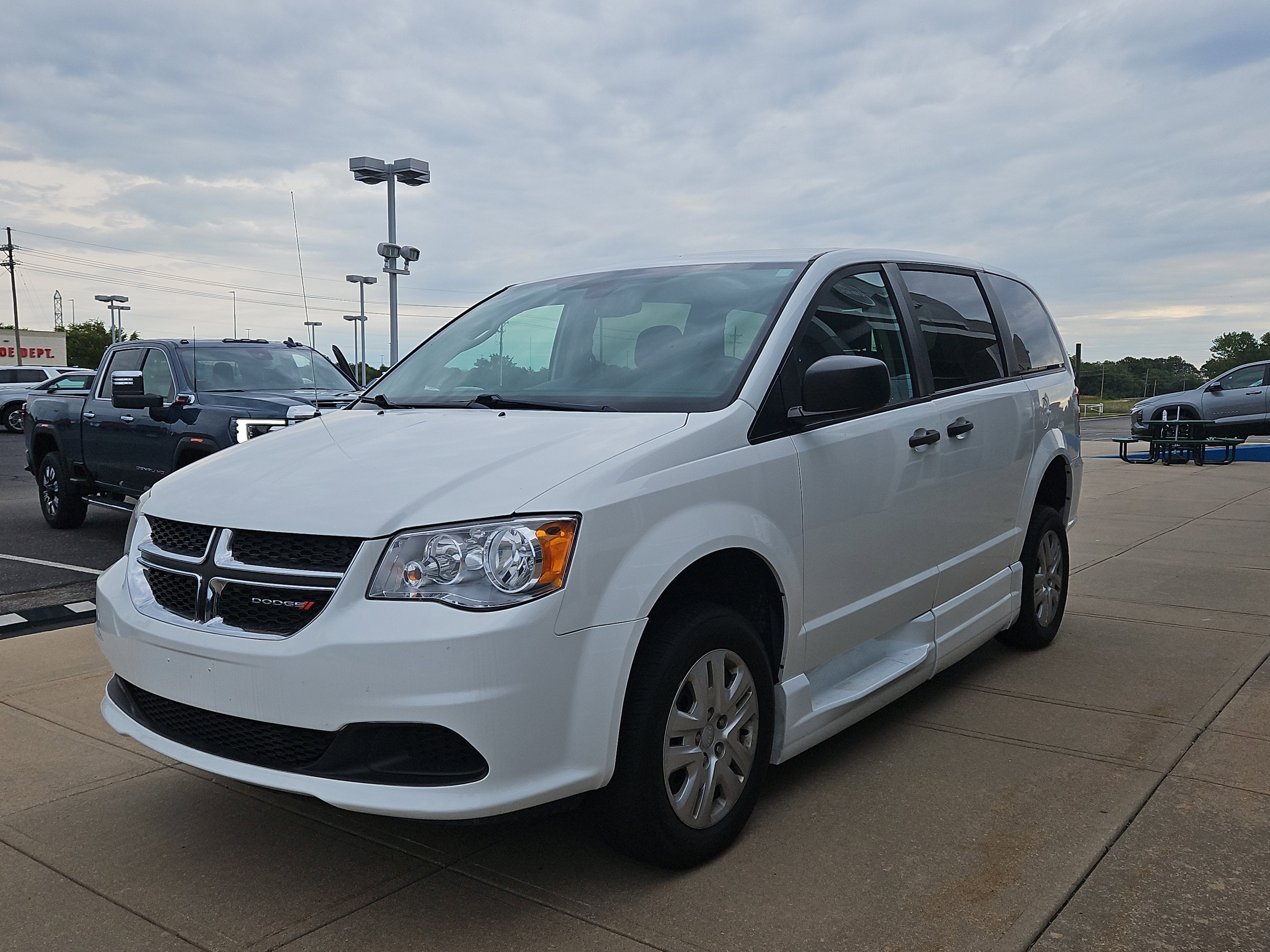 2019 Dodge Grand Caravan SE