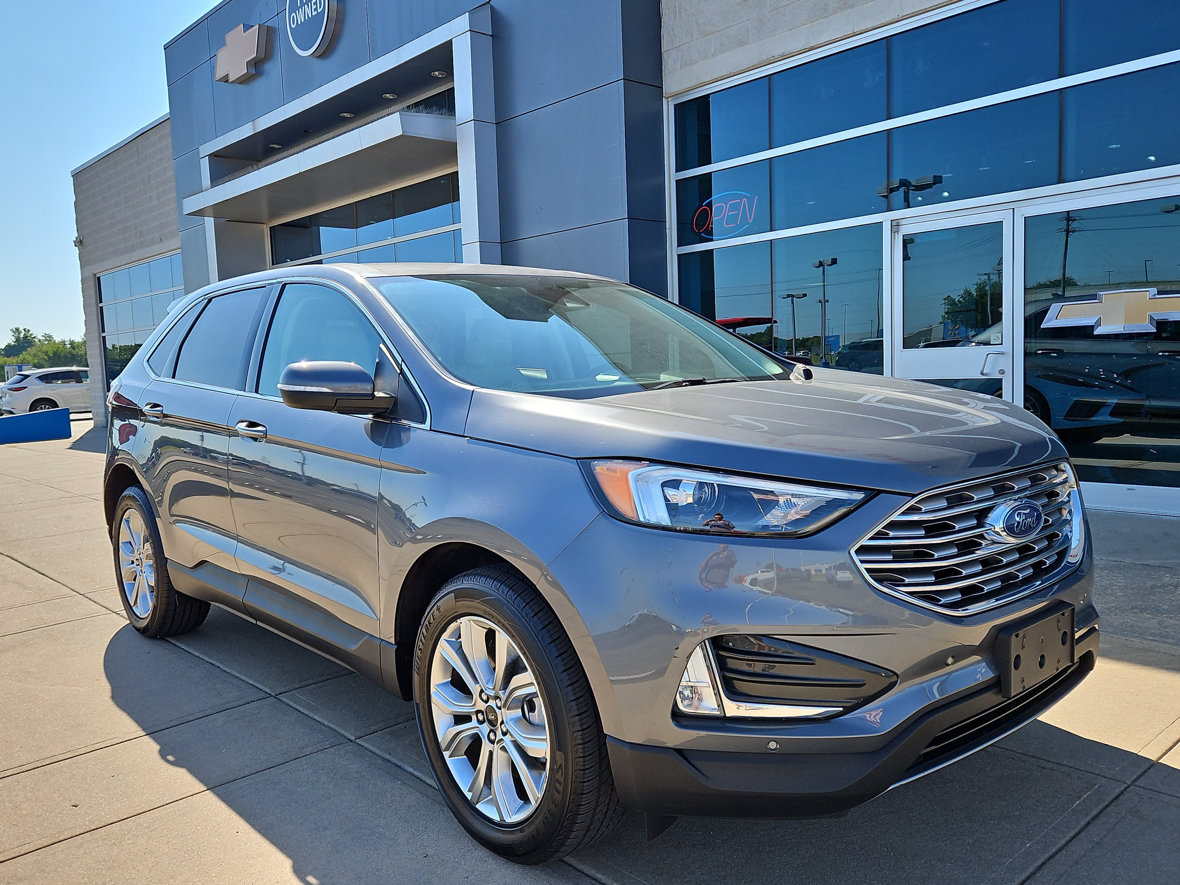 2024 Ford Edge Titanium