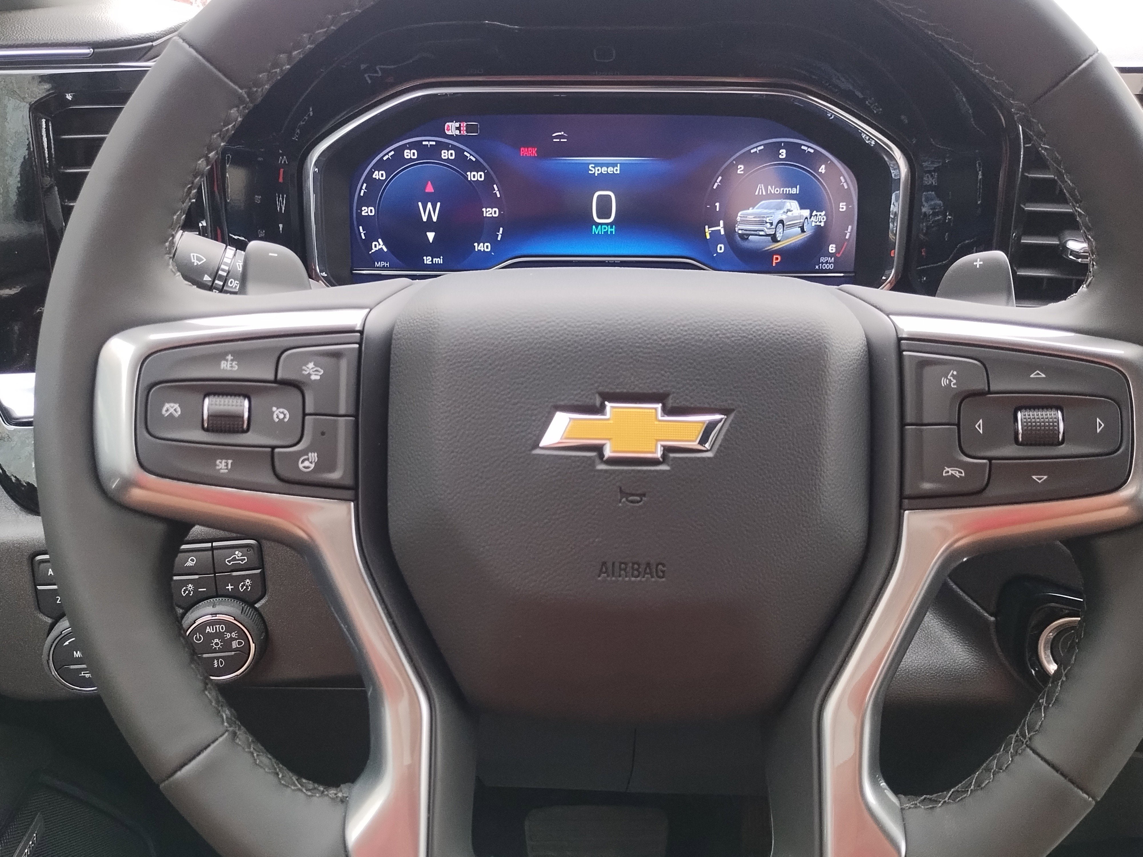 2025 Chevrolet Silverado 1500 LTZ