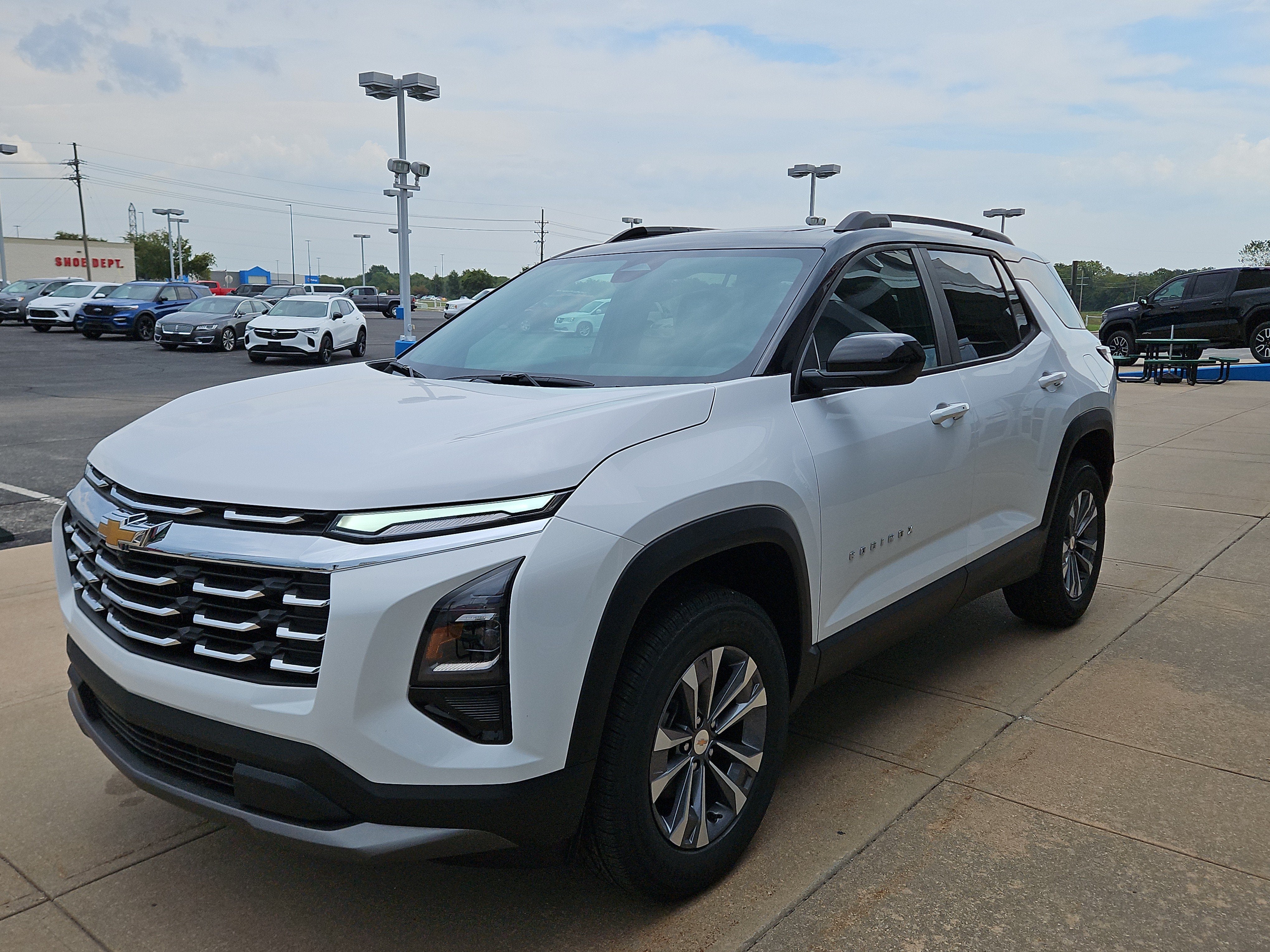 2027 Chevrolet Equinox LT
