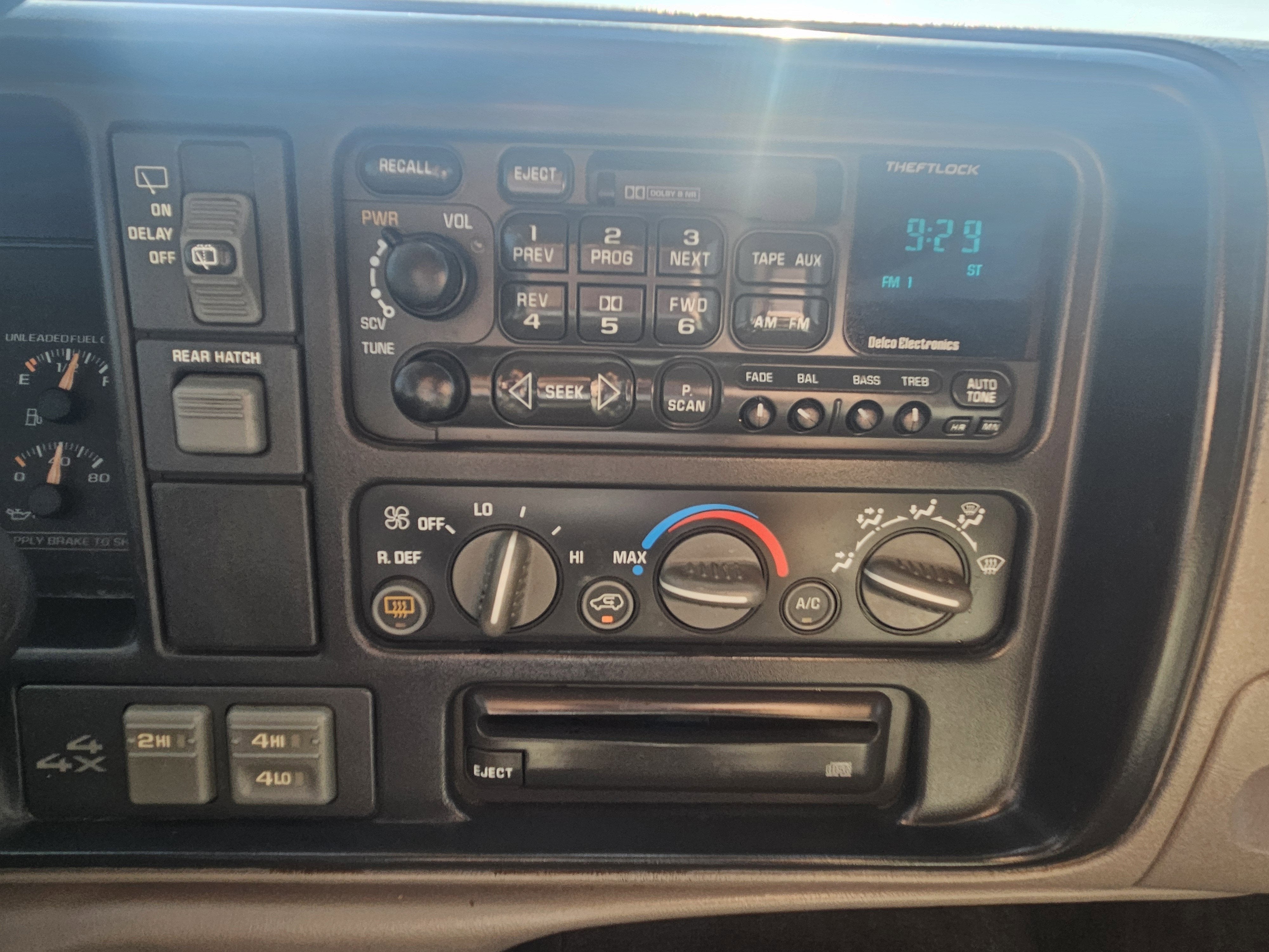 1997 Chevrolet Tahoe Base