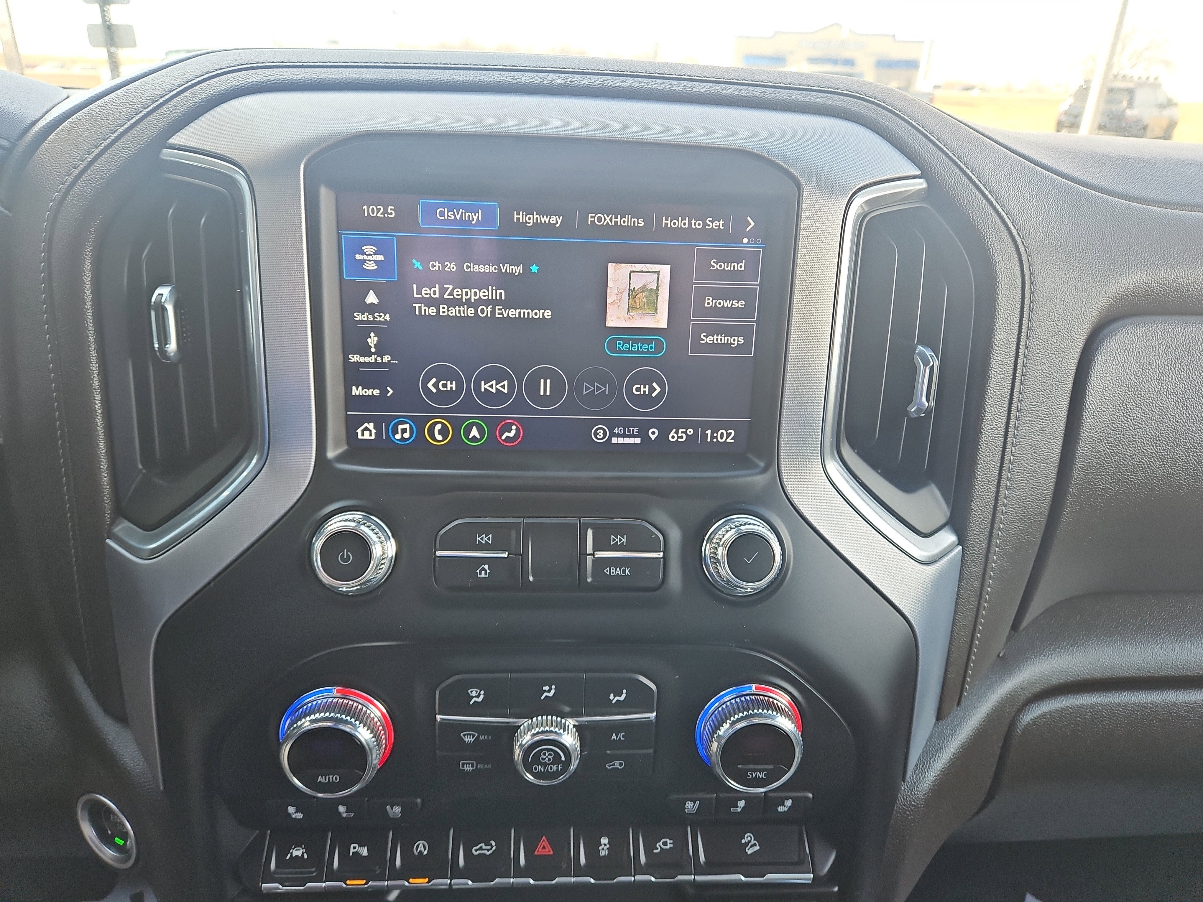 2022 GMC Sierra 1500 Limited SLT