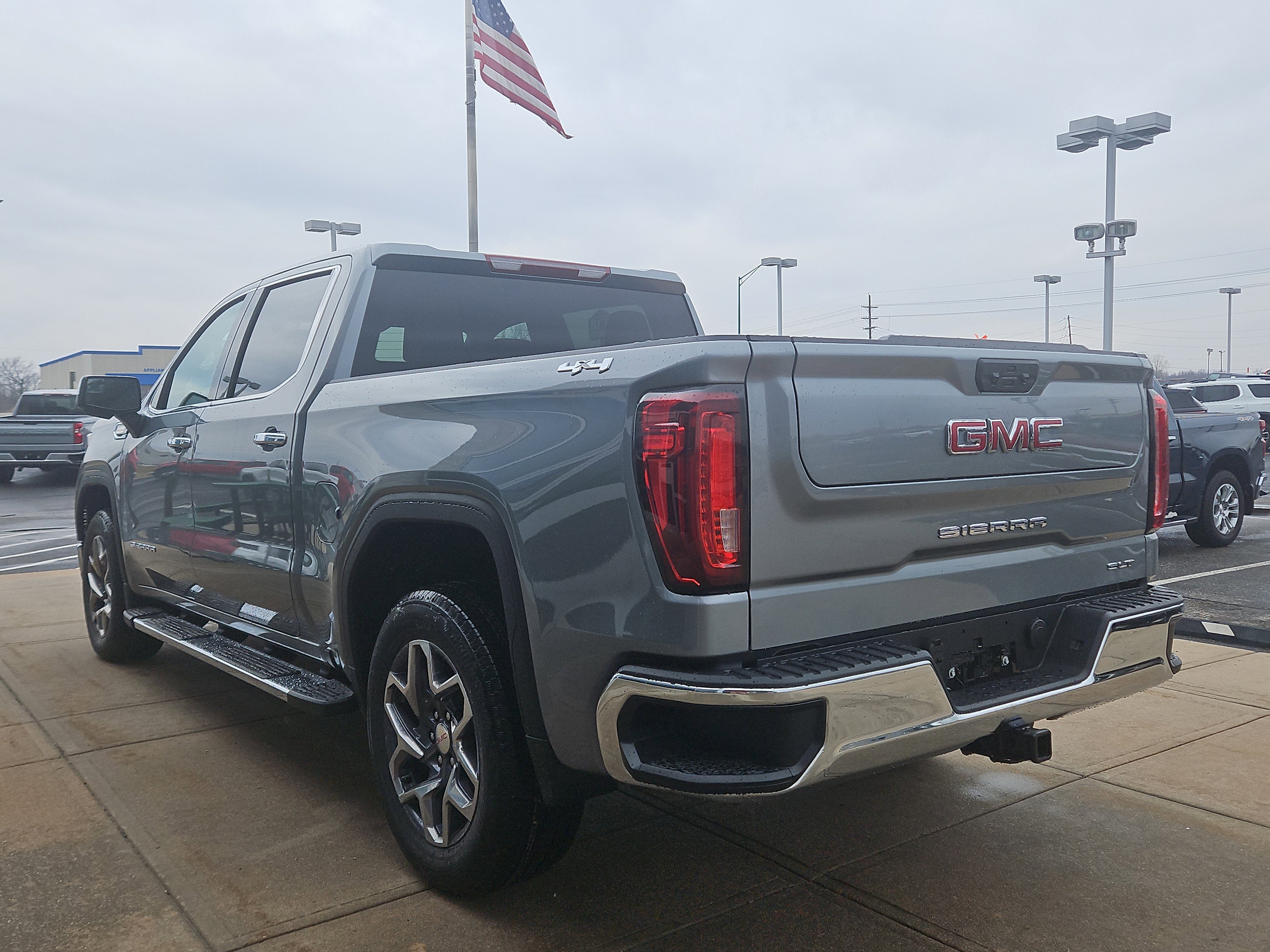2026 GMC Sierra 1500 SLT