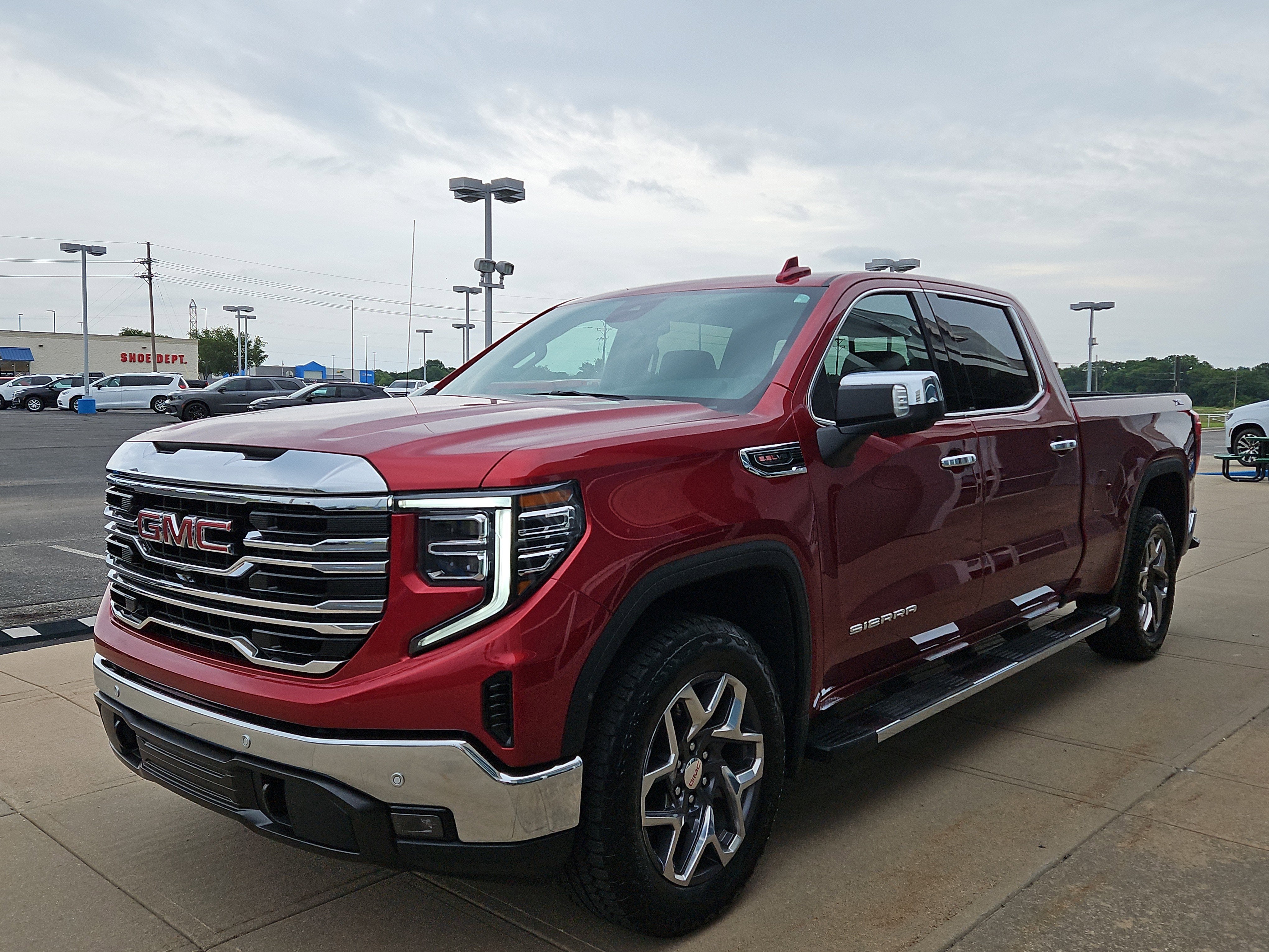 2024 GMC Sierra 1500 SLT