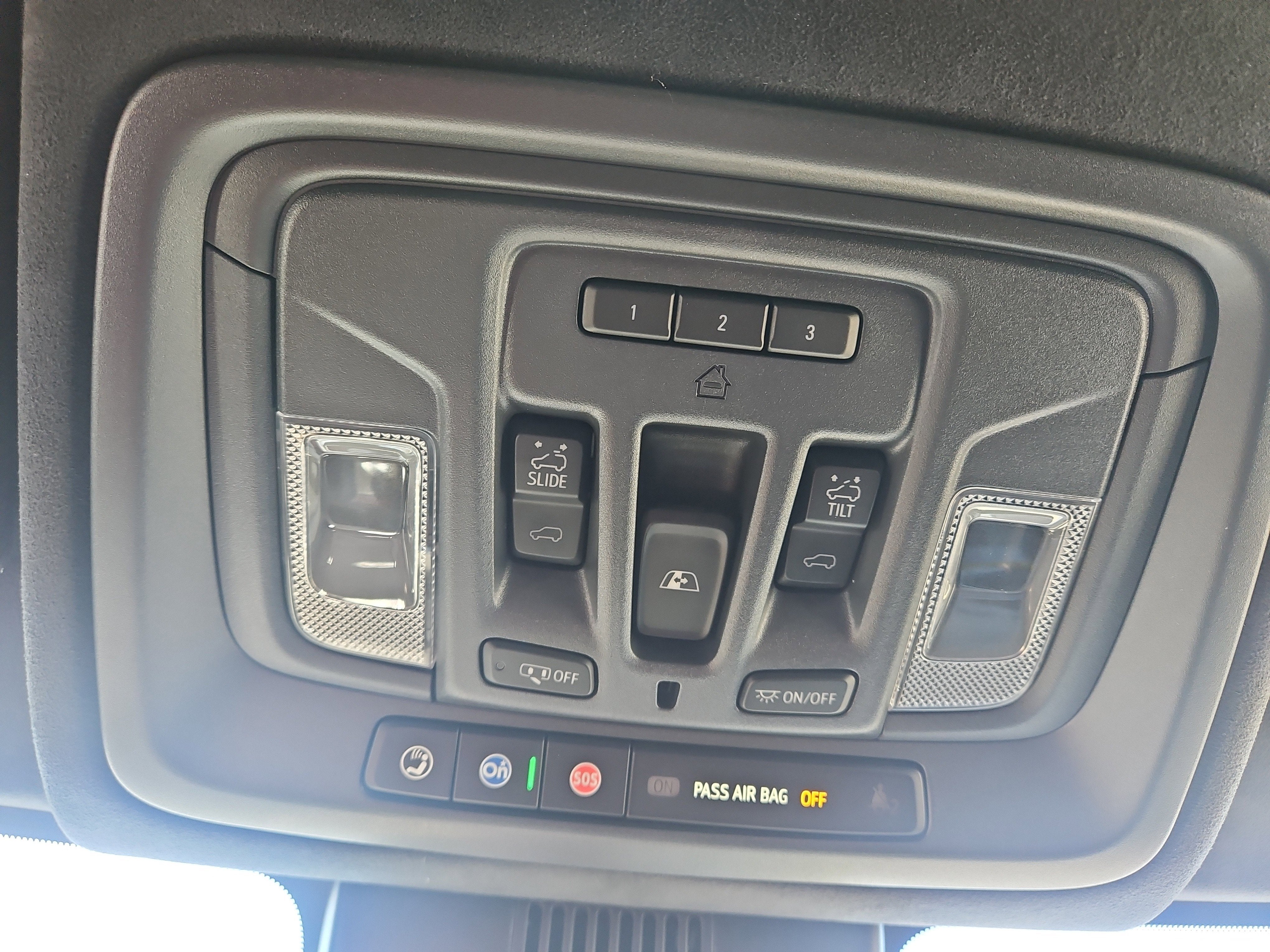 2025 GMC Sierra 1500 AT4X