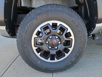 2024 Toyota Tacoma 4WD SR5