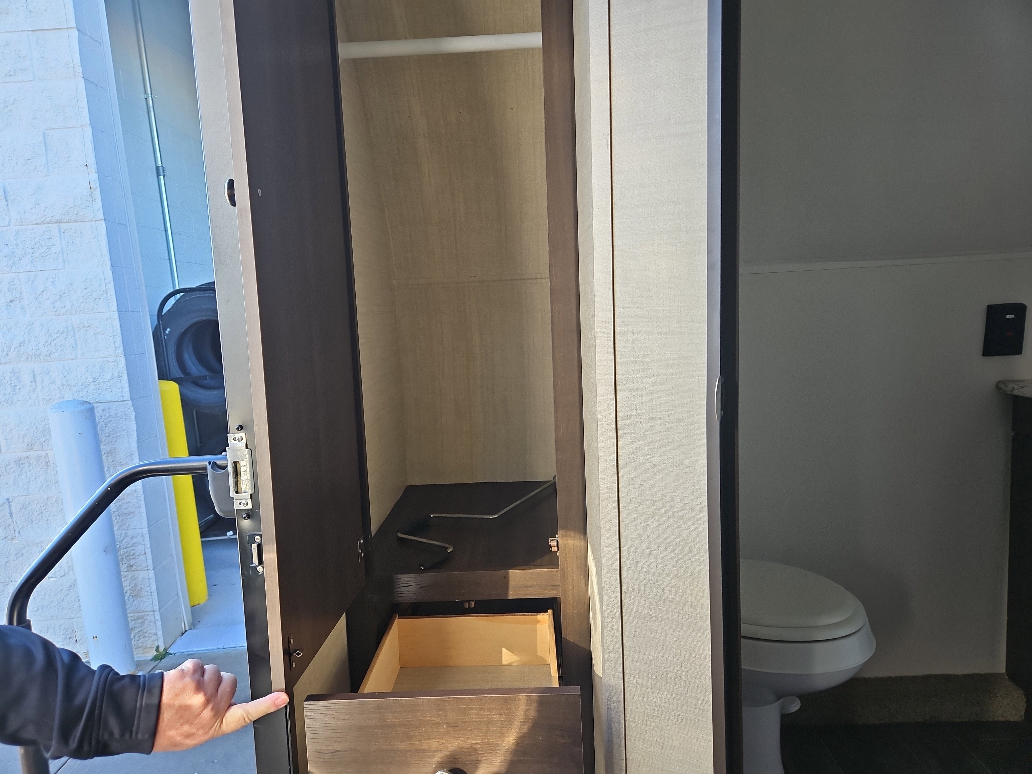 2018 KEYSTONE COLT Base