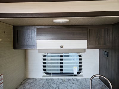 2018 KEYSTONE COLT Base