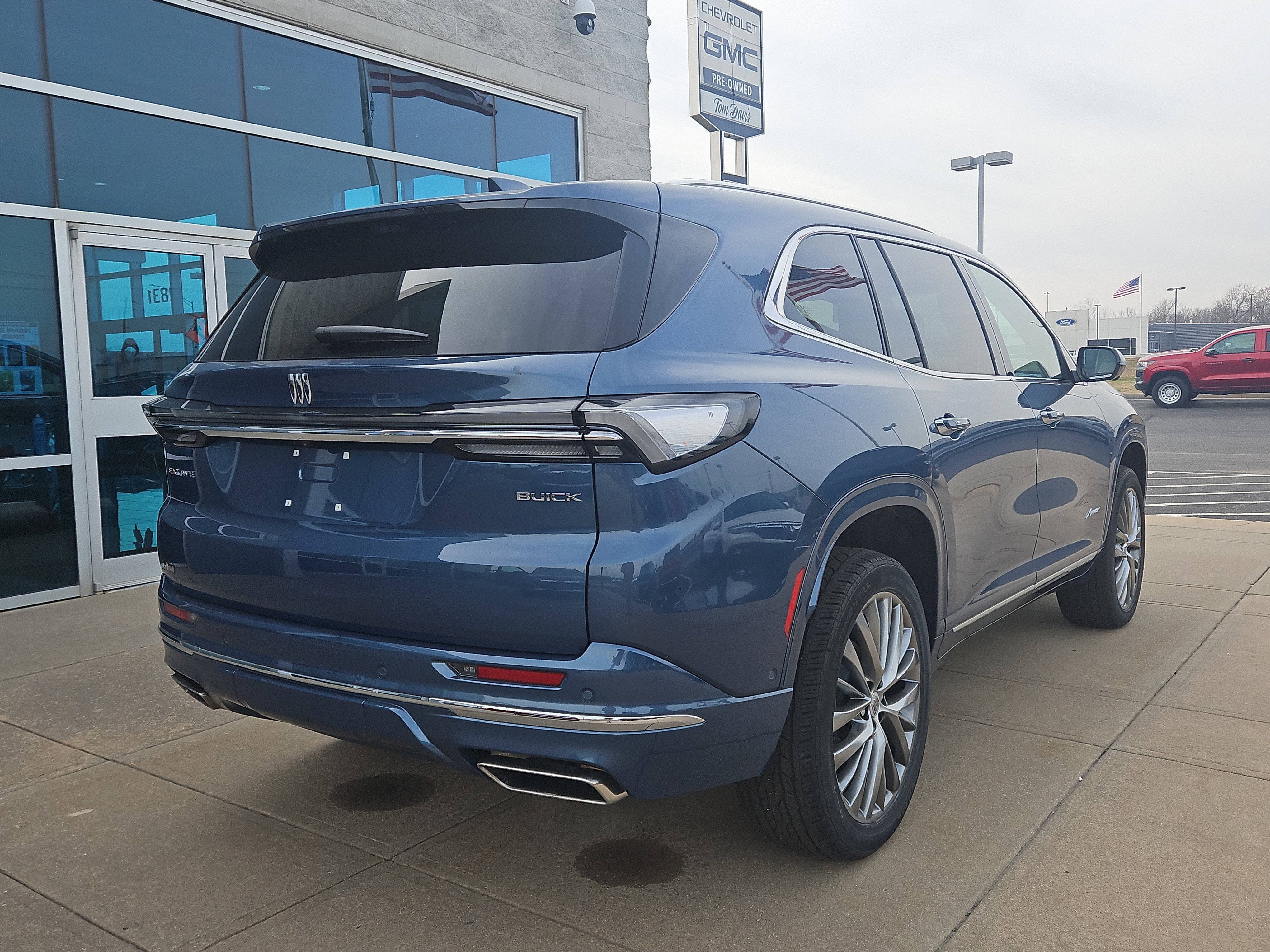 2025 Buick Enclave Avenir
