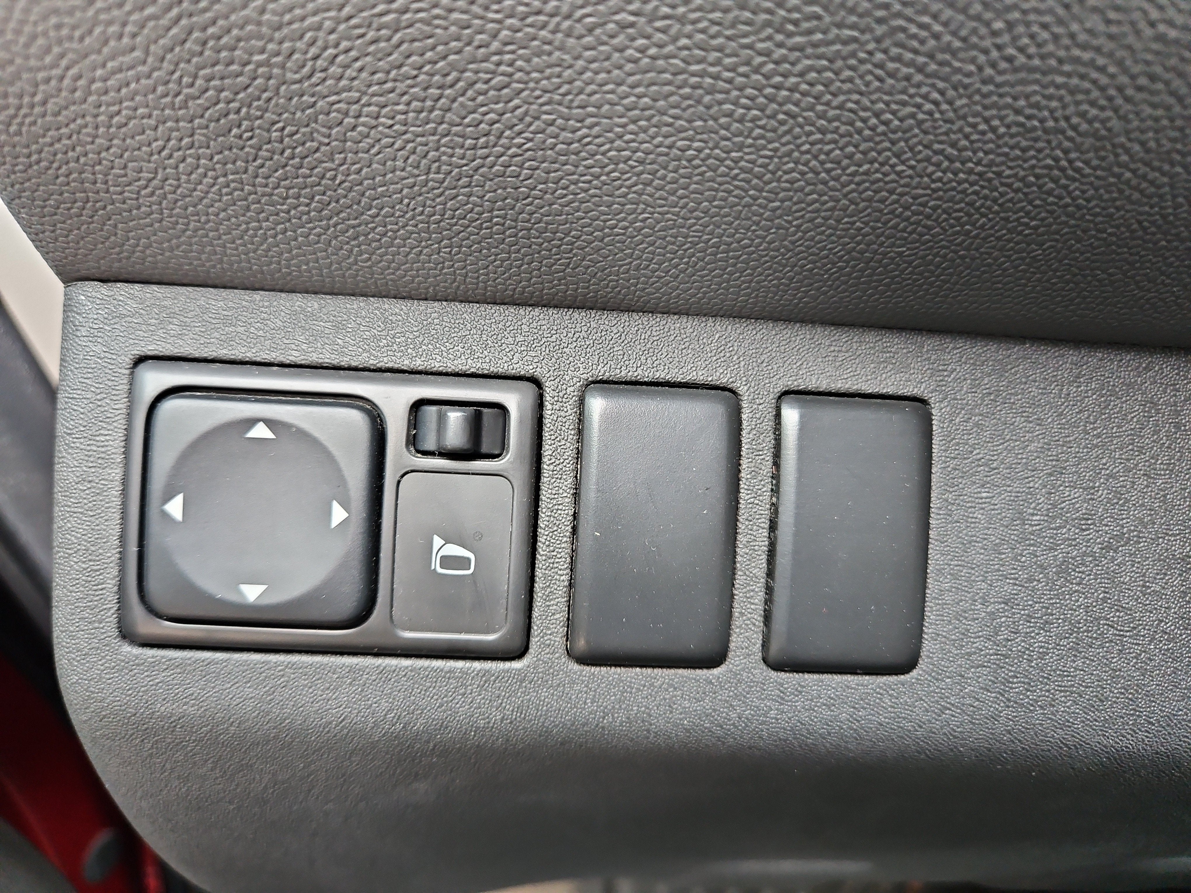 2010 Nissan Xterra S