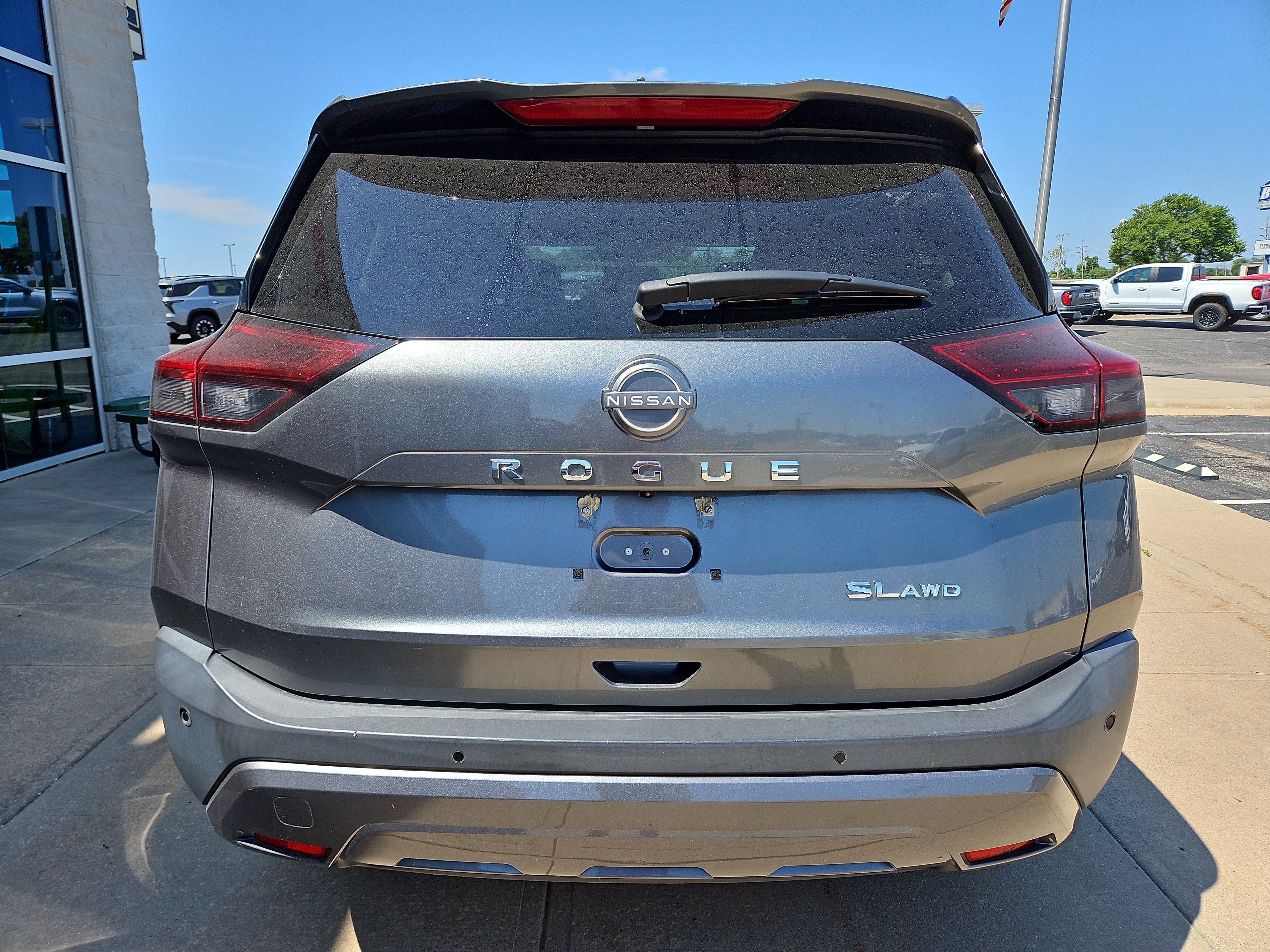 2023 Nissan Rogue SL